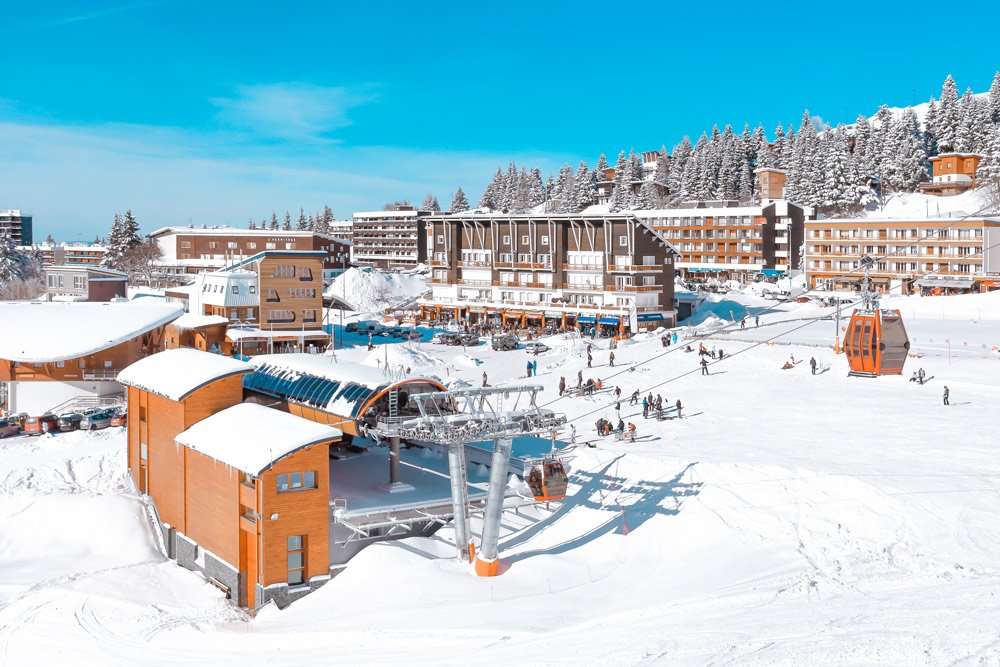 header_hiver_station_Chamrousse.jpg