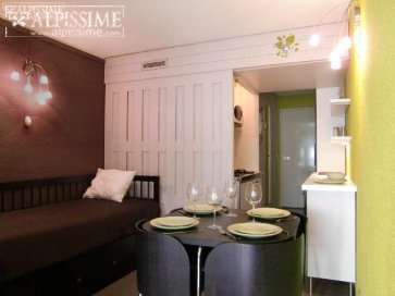 location-studio-Arc-1800-Charvet-4-personnes-1021-2-Alpissime location-studio-Arc-1800-Charvet-4-personnes-1021-2-Alpissime