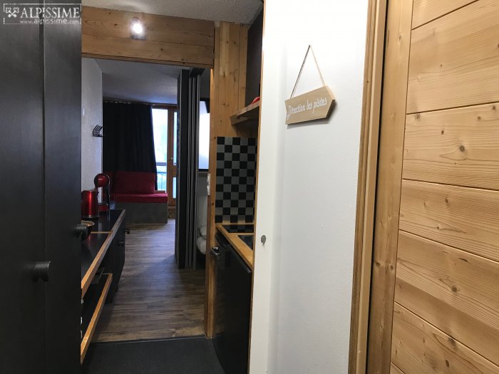location-studio-Arc-1800-Charvet-4-personnes-1214-1-Alpissime location-studio-Arc-1800-Charvet-4-personnes-1214-1-Alpissime