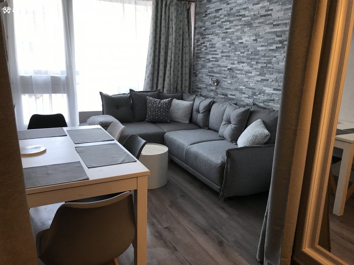 location-studio-Arc-1800-Charvet-5-personnes-1223-2-Alpissime location-studio-Arc-1800-Charvet-5-personnes-1223-2-Alpissime