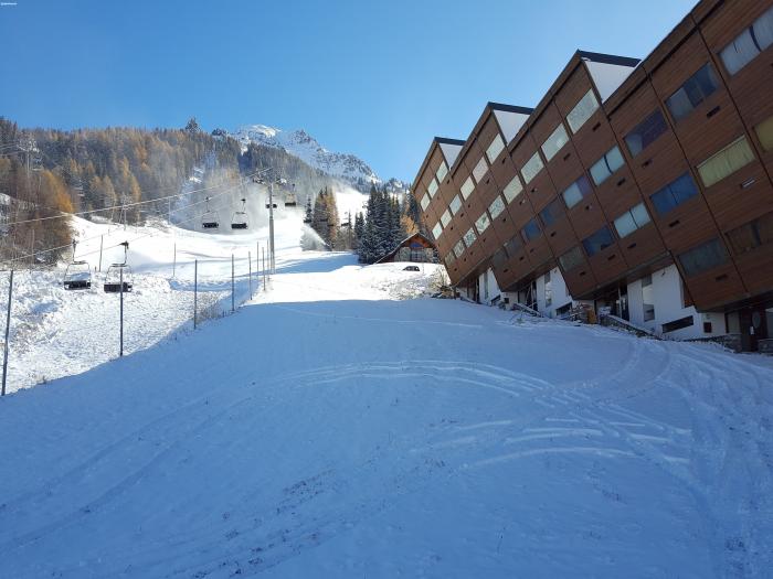 location-studio-Arc-1600-Station-4-personnes-1335-1-Alpissime location-studio-Arc-1600-Station-4-personnes-1335-1-Alpissime