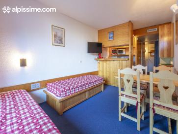 location-studio-Arc-1800-Charvet-5-personnes-17-2-Alpissime location-studio-Arc-1800-Charvet-5-personnes-17-2-Alpissime