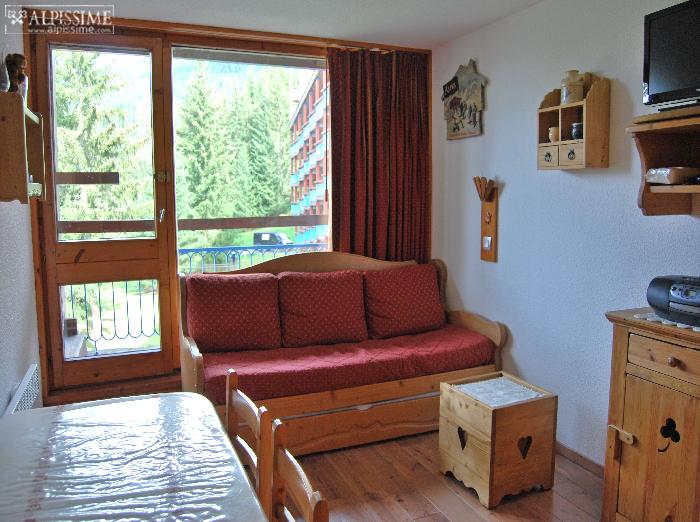location-studio-Arc-1800-Charvet-5-personnes-175-1-Alpissime location-studio-Arc-1800-Charvet-5-personnes-175-1-Alpissime