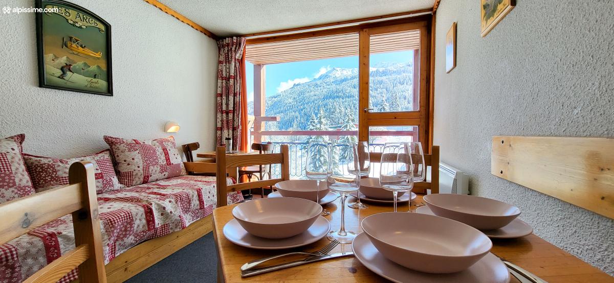 location-studio-Arc-1800-Charvet-5-personnes-1779-1-Alpissime location-studio-Arc-1800-Charvet-5-personnes-1779-1-Alpissime
