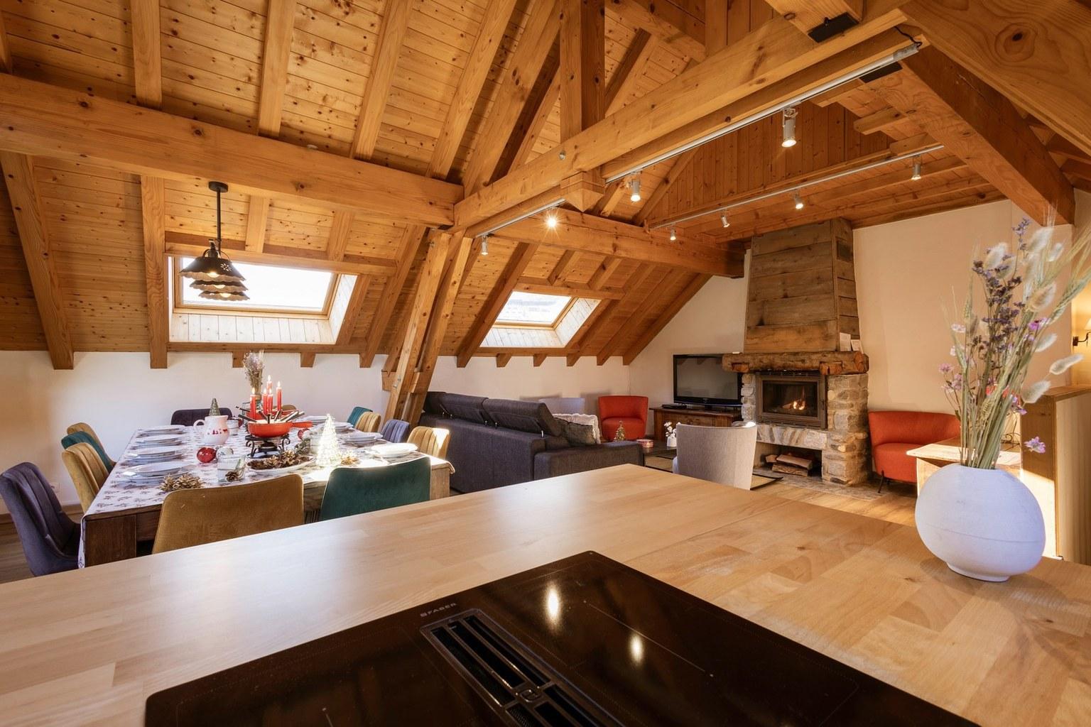 location-chalet-Valloire-12-personnes-1895-3-Alpissime location-chalet-Valloire-12-personnes-1895-3-Alpissime