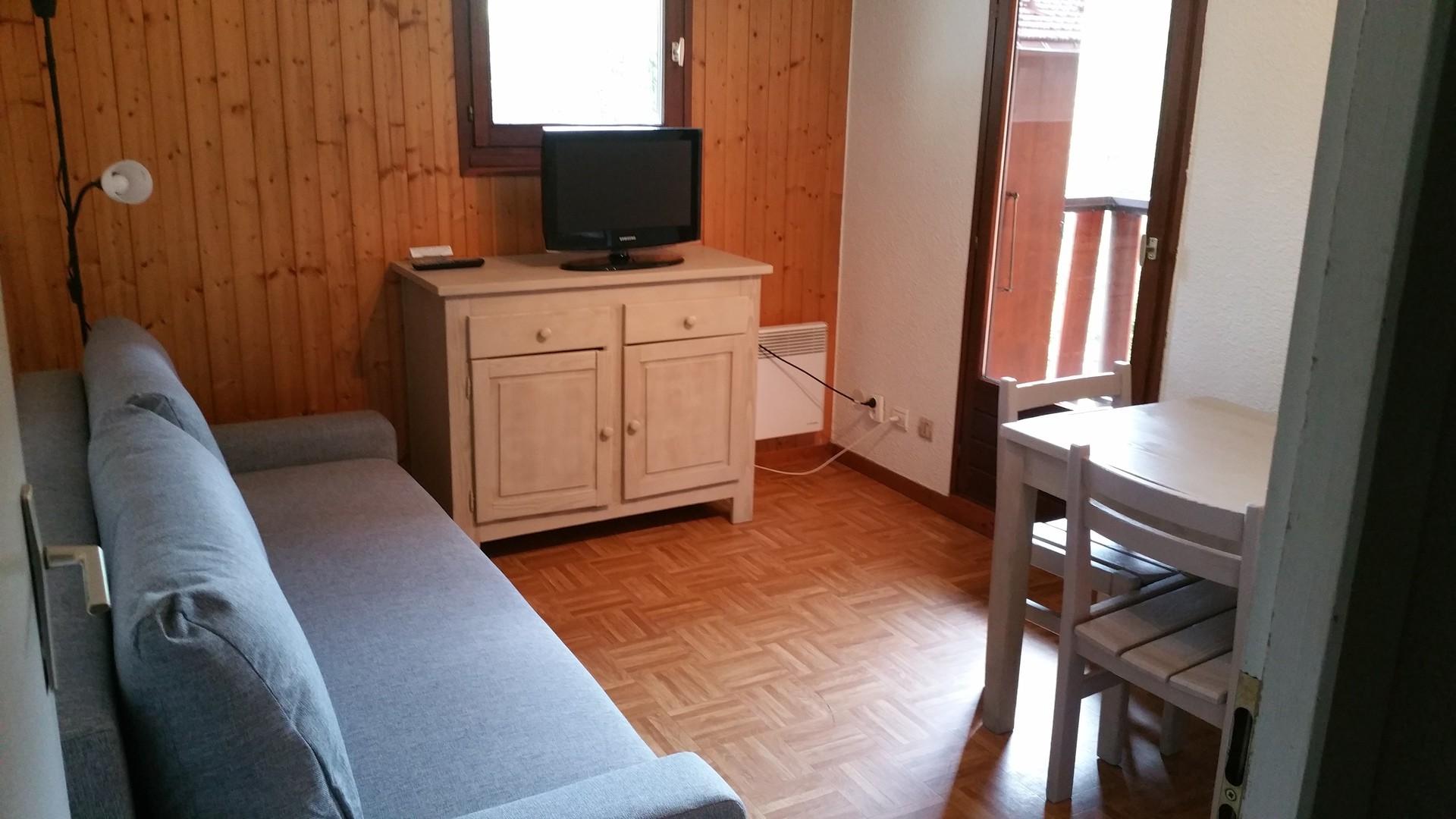 location-appartement-La-Clusaz-10-personnes-1970-5-Alpissime location-appartement-La-Clusaz-10-personnes-1970-5-Alpissime