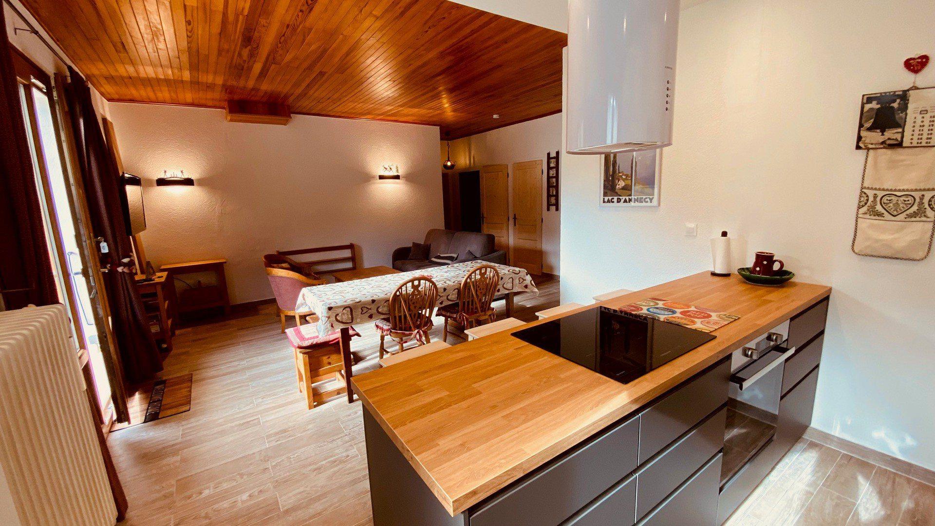 location-appartement-La-Clusaz-8-personnes-1975-4-Alpissime