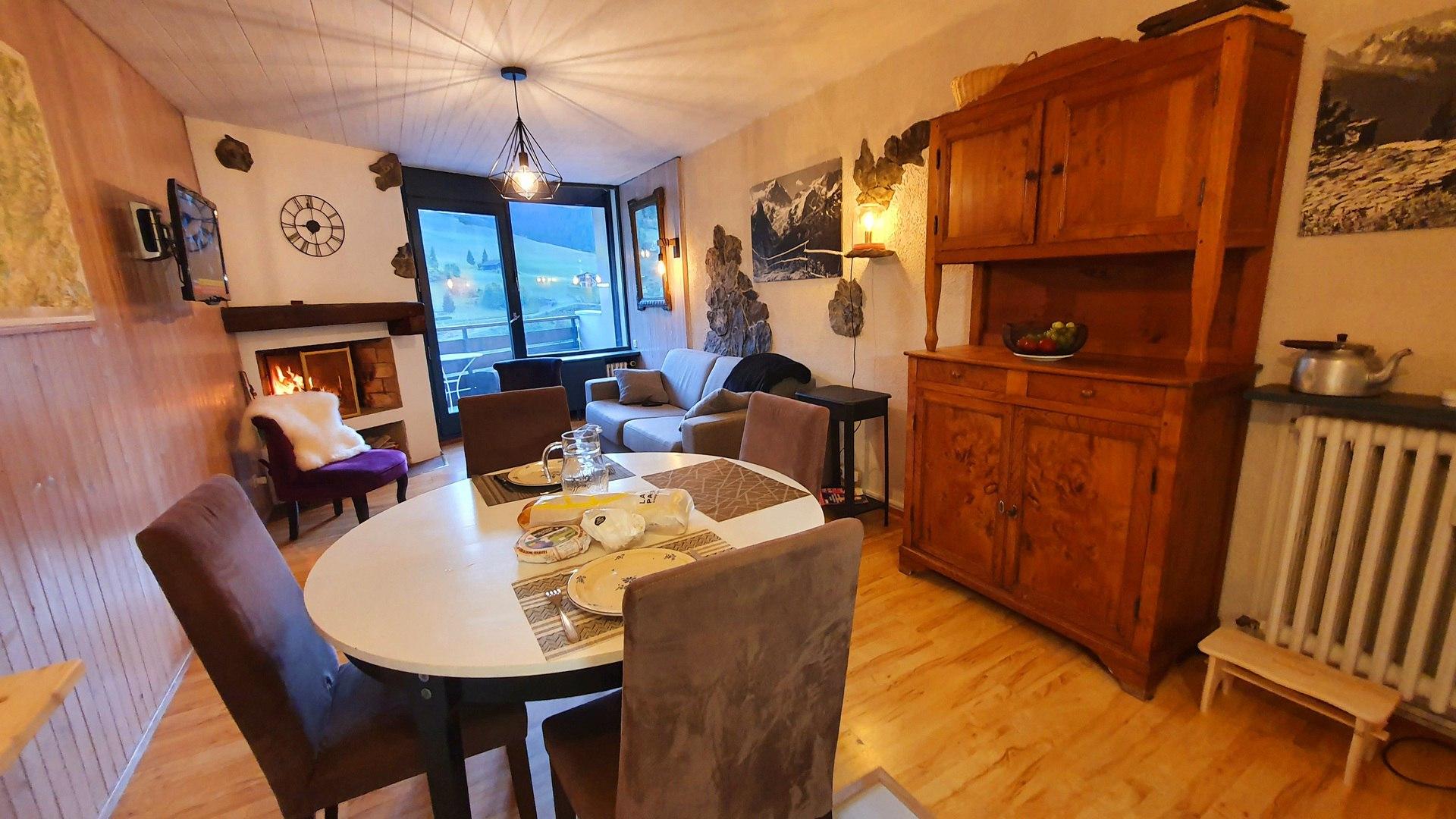 location-appartement-La-Clusaz-6-personnes-2003-2-Alpissime location-appartement-La-Clusaz-6-personnes-2003-2-Alpissime