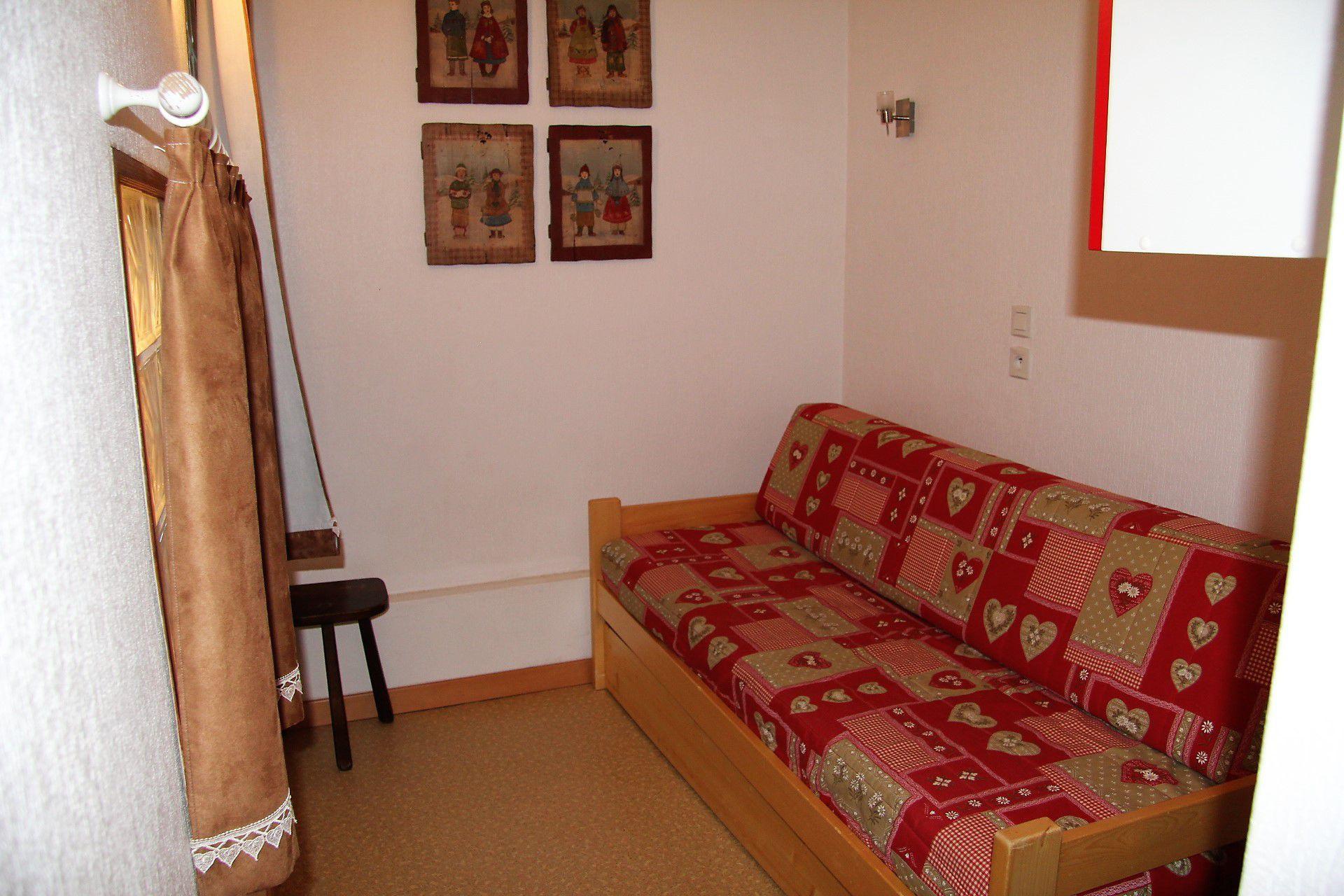 location-appartement-La-Clusaz-6-personnes-2019-2-Alpissime location-appartement-La-Clusaz-6-personnes-2019-2-Alpissime