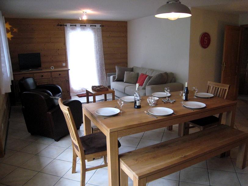 location-appartement-La-Clusaz-6-personnes-2026-2-Alpissime location-appartement-La-Clusaz-6-personnes-2026-2-Alpissime