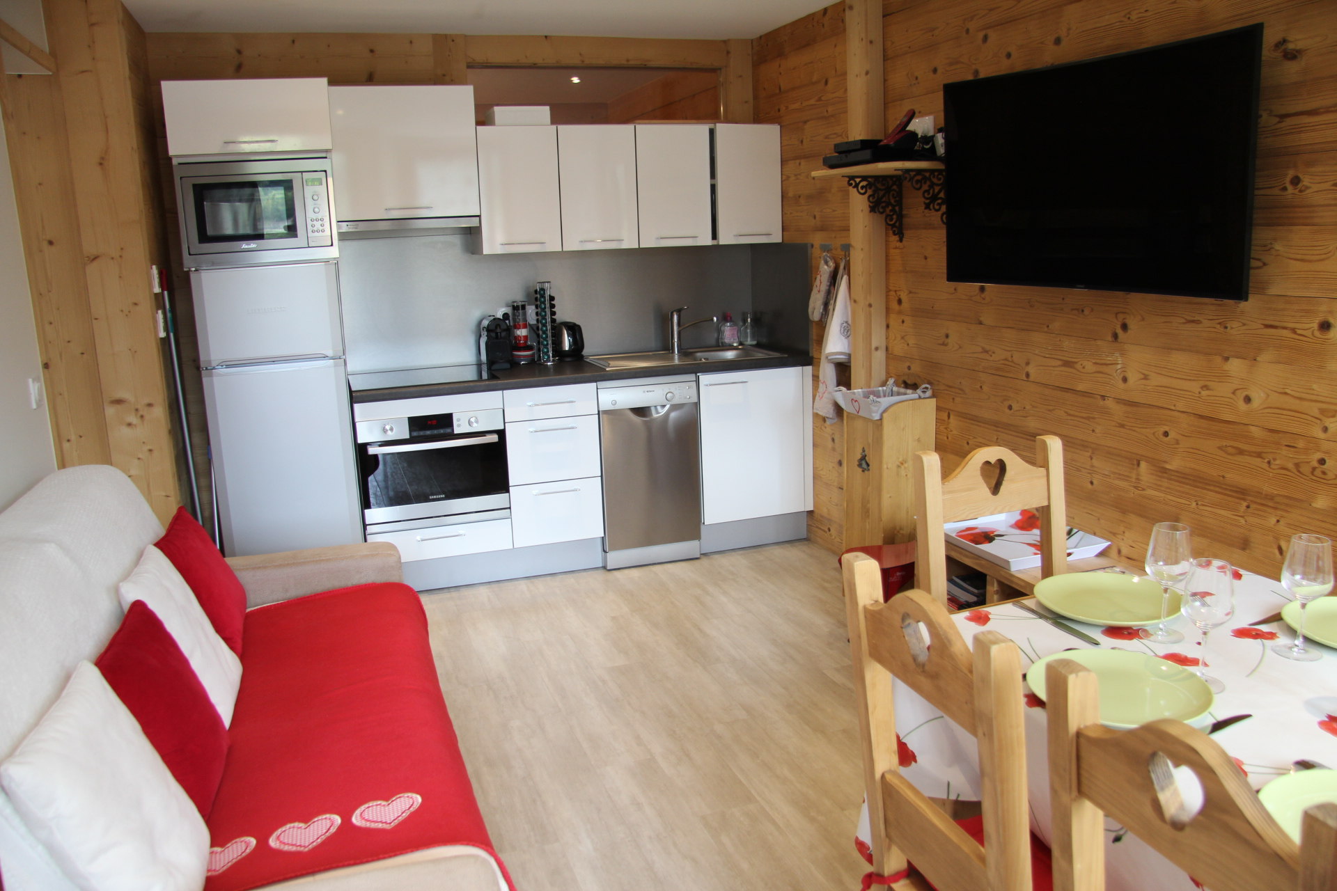 location-appartement-La-Clusaz-6-personnes-2027-1-Alpissime location-appartement-La-Clusaz-6-personnes-2027-1-Alpissime