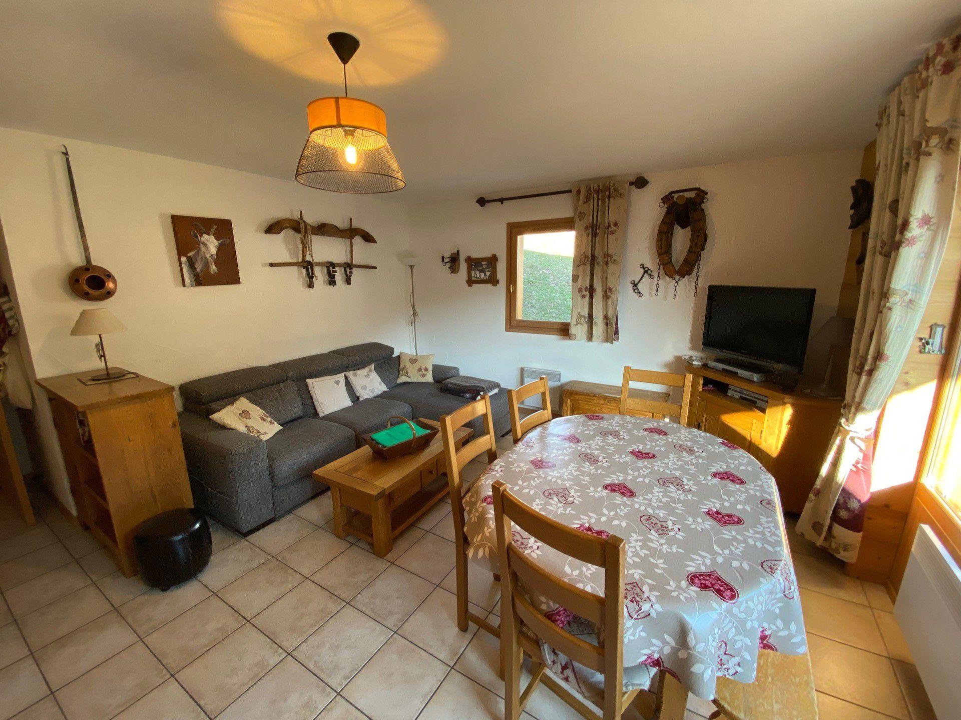 location-appartement-La-Clusaz-6-personnes-2040-2-Alpissime