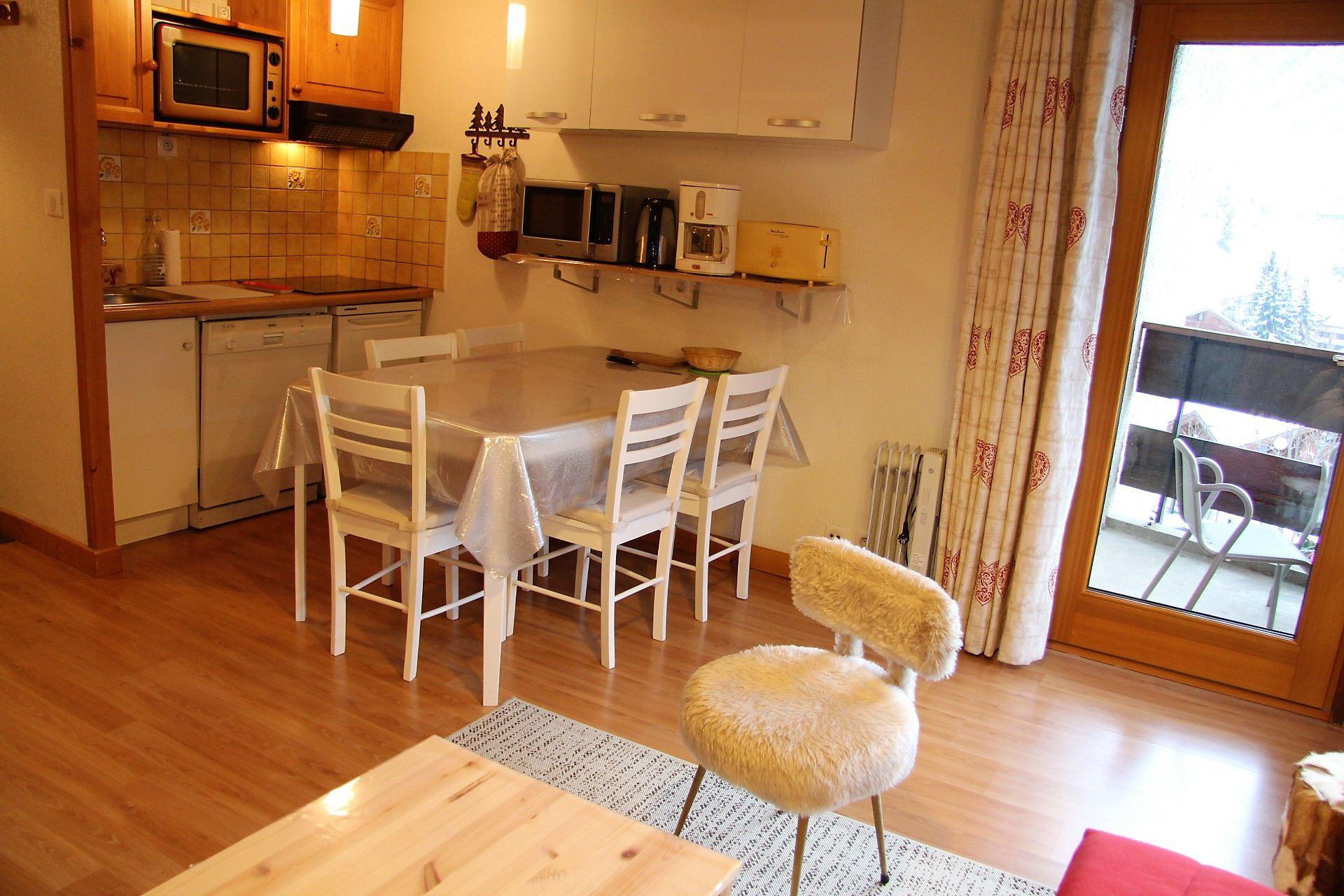 location-appartement-La-Clusaz-5-personnes-2045-2-Alpissime location-appartement-La-Clusaz-5-personnes-2045-2-Alpissime