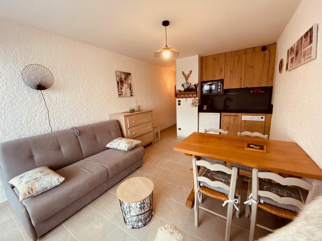 location-studio-La-Clusaz-5-personnes-2046-2-Alpissime location-studio-La-Clusaz-5-personnes-2046-2-Alpissime