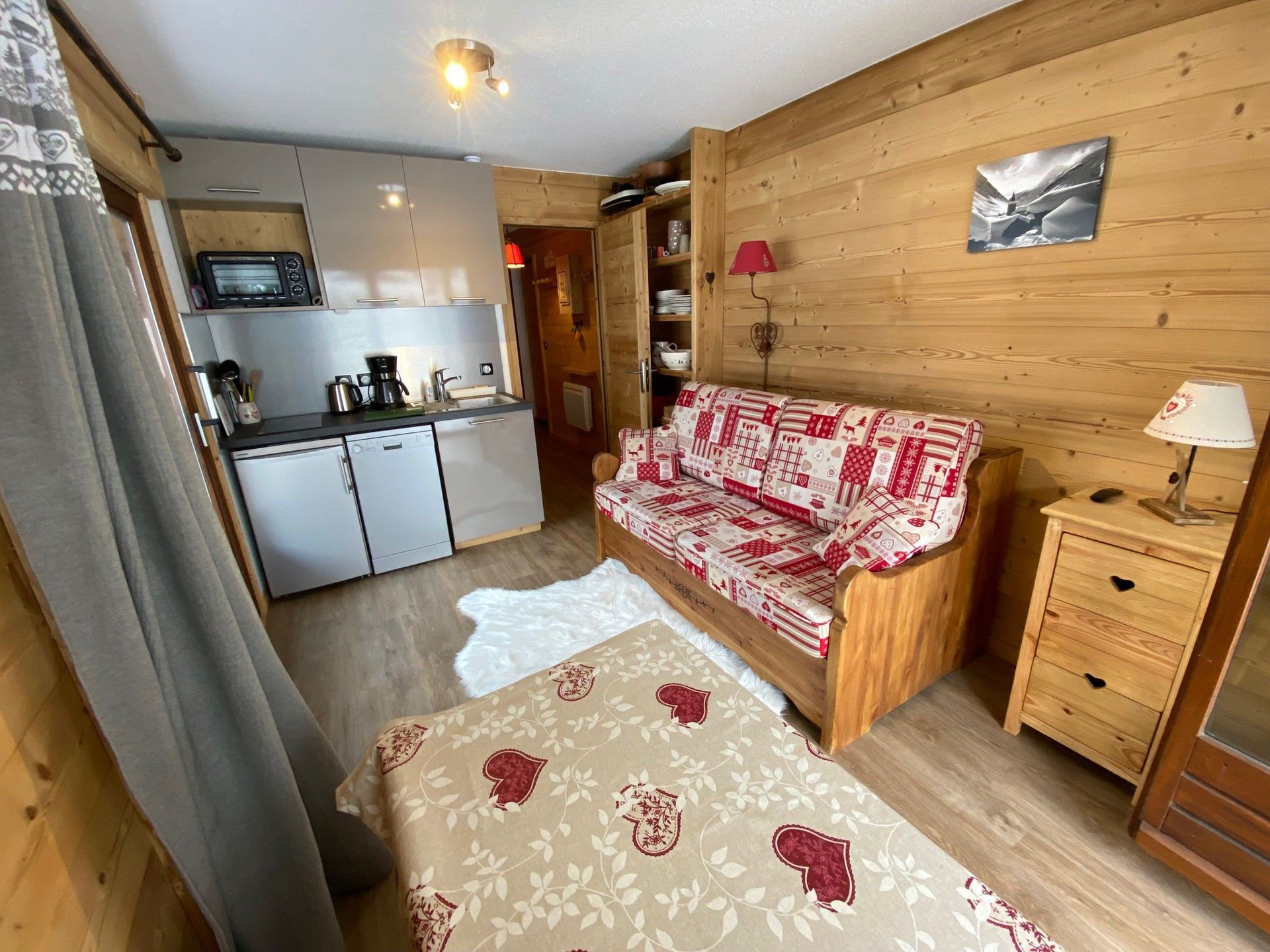 location-studio-La-Clusaz-4-personnes-2064-1-Alpissime location-studio-La-Clusaz-4-personnes-2064-1-Alpissime