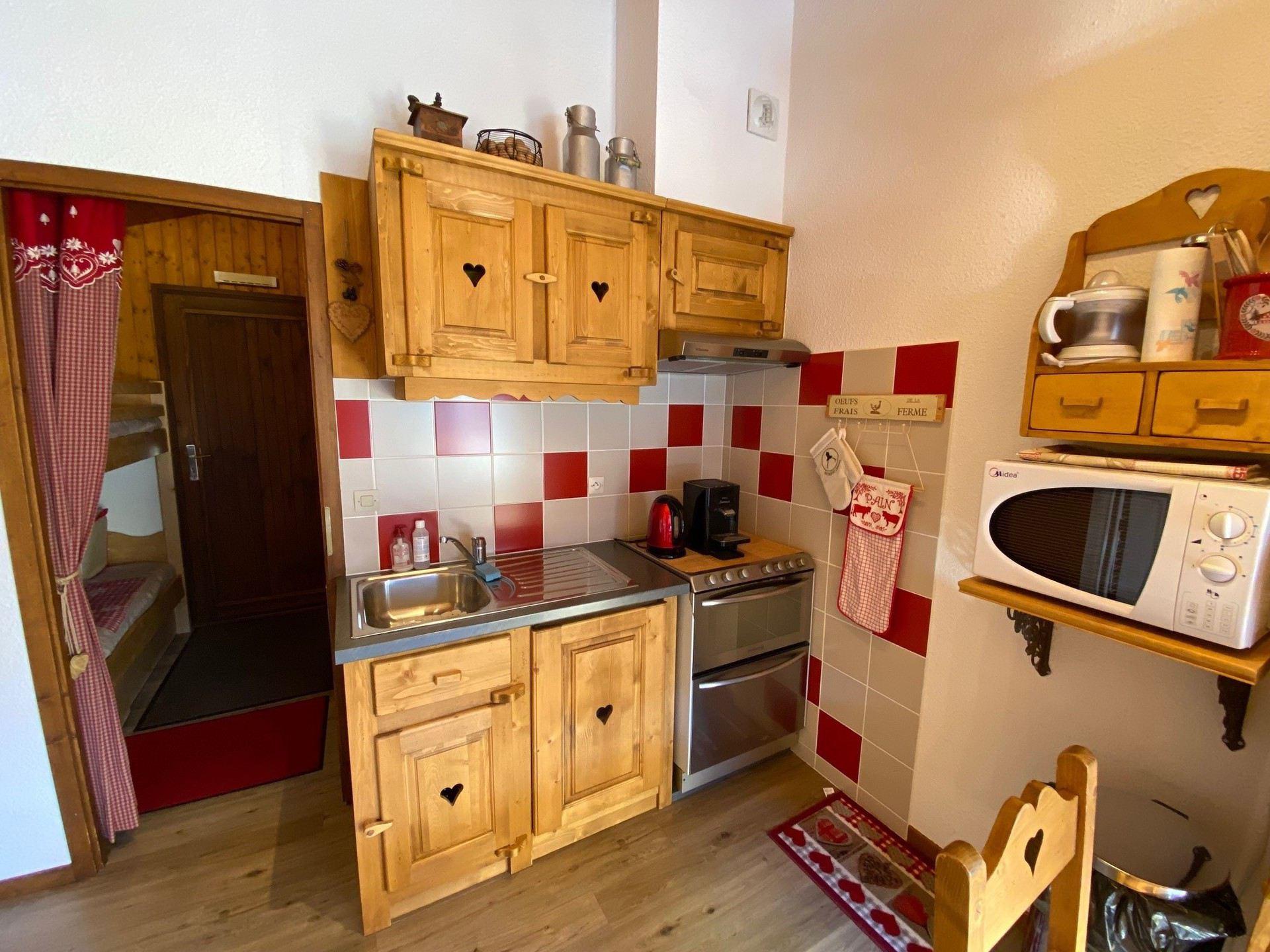 location-studio-La-Clusaz-4-personnes-2073-5-Alpissime location-studio-La-Clusaz-4-personnes-2073-5-Alpissime