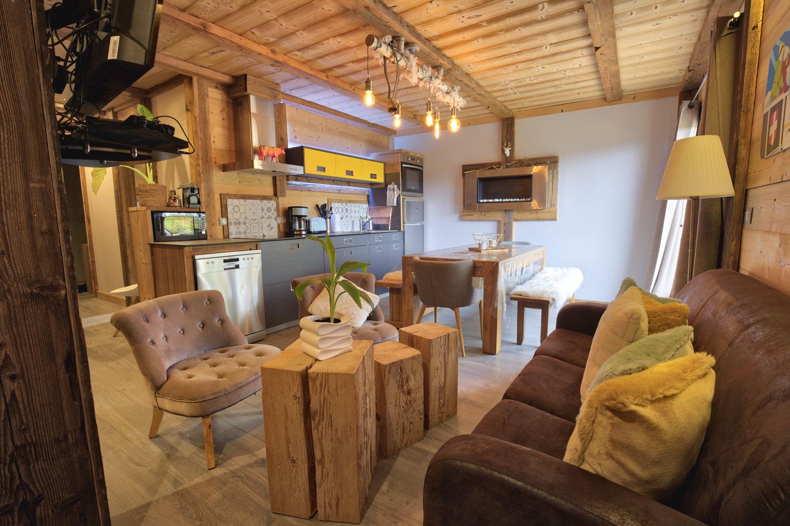location-appartement-Notre-Dame-de-Bellecombe-1450-8-personnes-2104-2-Alpissime location-appartement-Notre-Dame-de-Bellecombe-1450-8-personnes-2104-2-Alpissime