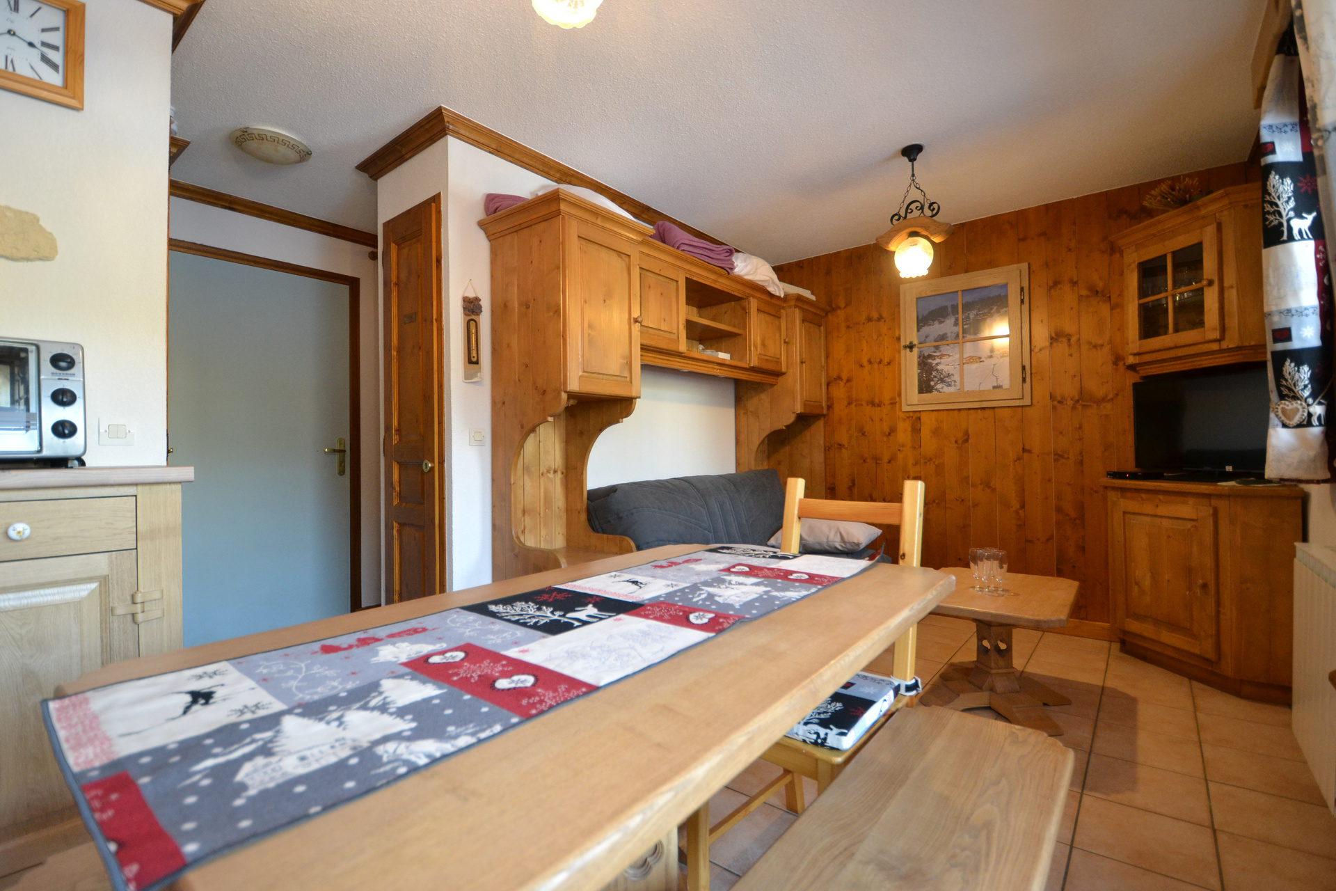 location-studio-Notre-Dame-de-Bellecombe-1350-4-personnes-2115-2-Alpissime location-studio-Notre-Dame-de-Bellecombe-1350-4-personnes-2115-2-Alpissime