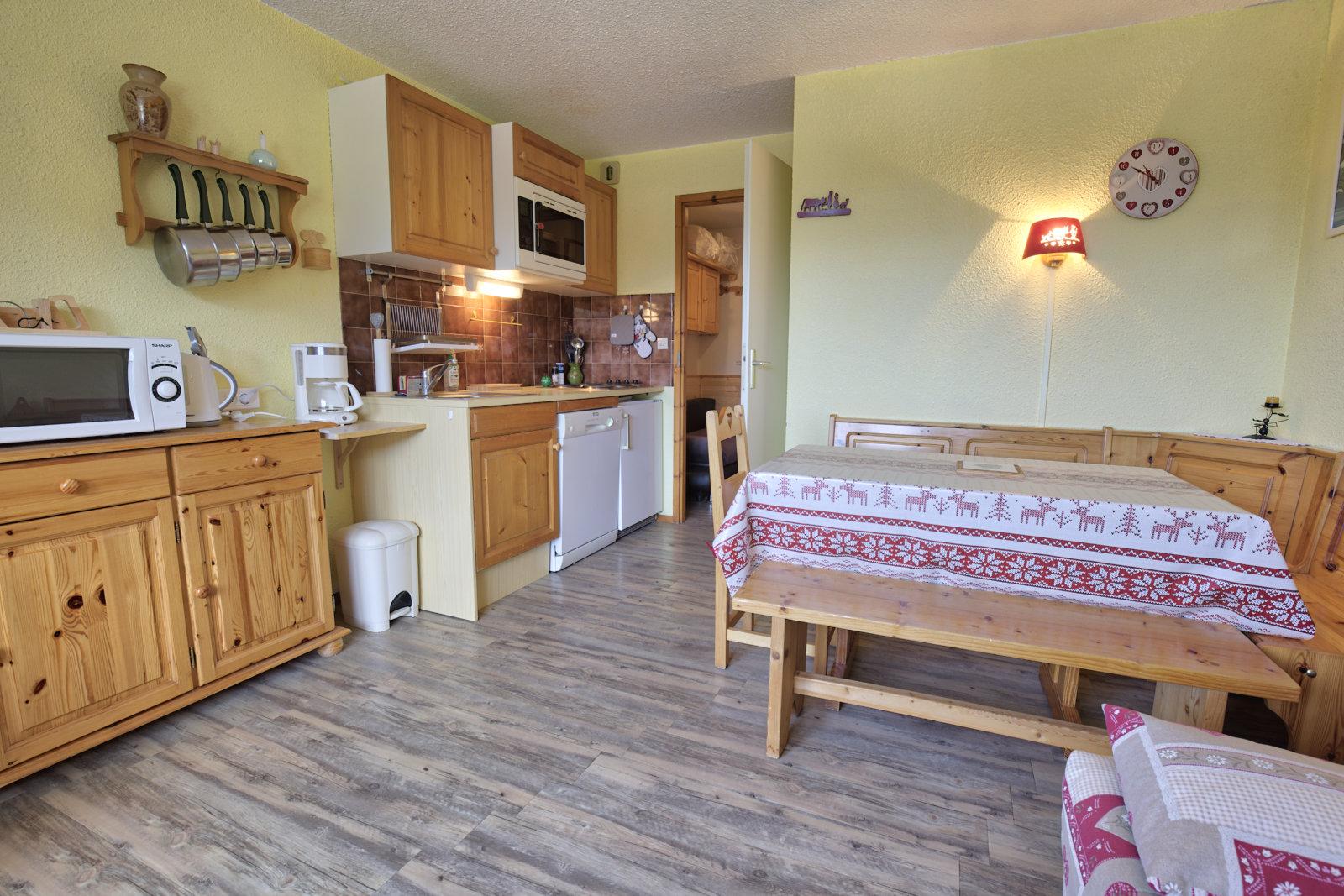 location-studio-Notre-Dame-de-Bellecombe-1450-2-personnes-2119-4-Alpissime location-studio-Notre-Dame-de-Bellecombe-1450-2-personnes-2119-4-Alpissime