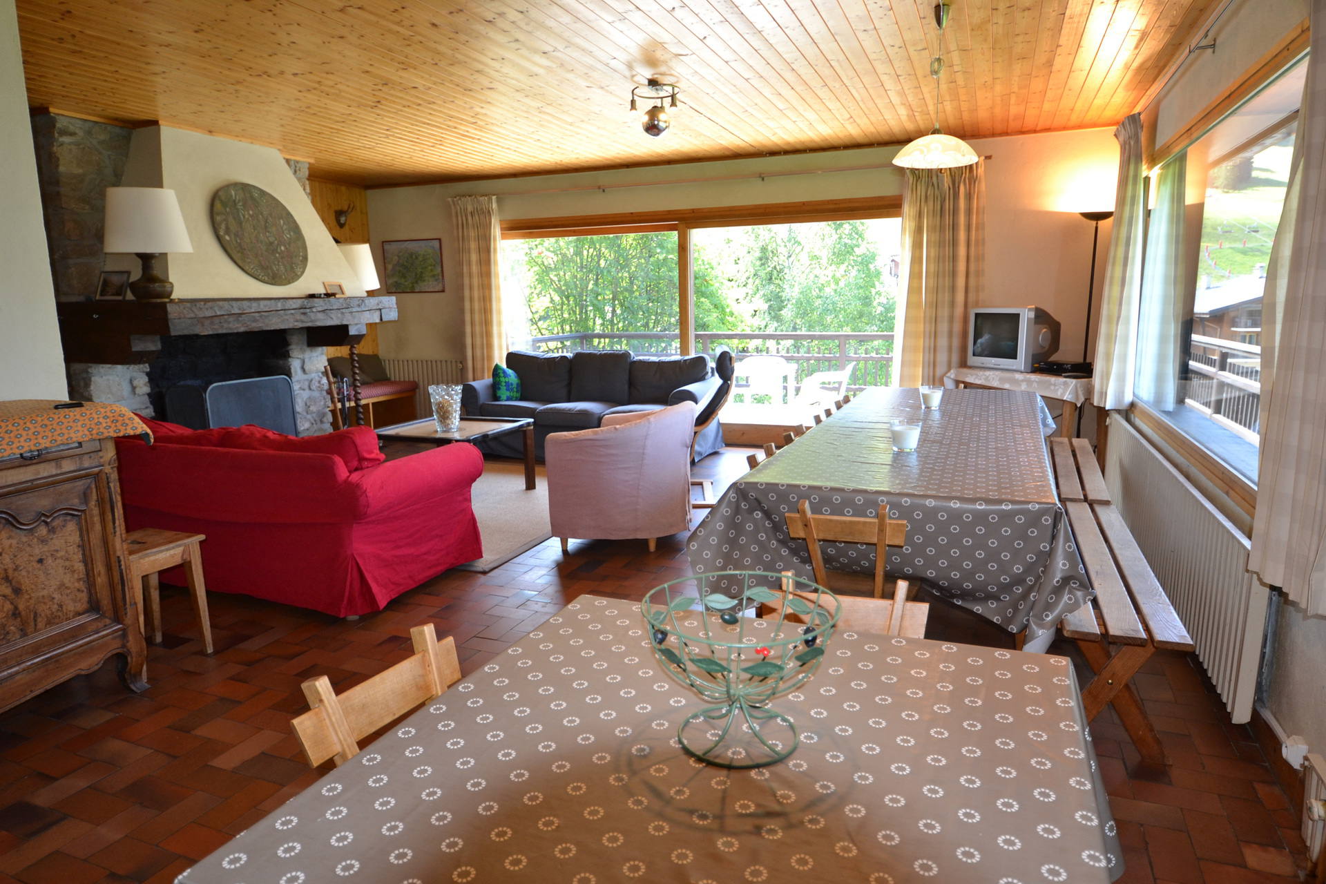 location-appartement-Notre-Dame-de-Bellecombe-1350-10-personnes-2124-1-Alpissime location-appartement-Notre-Dame-de-Bellecombe-1350-10-personnes-2124-1-Alpissime