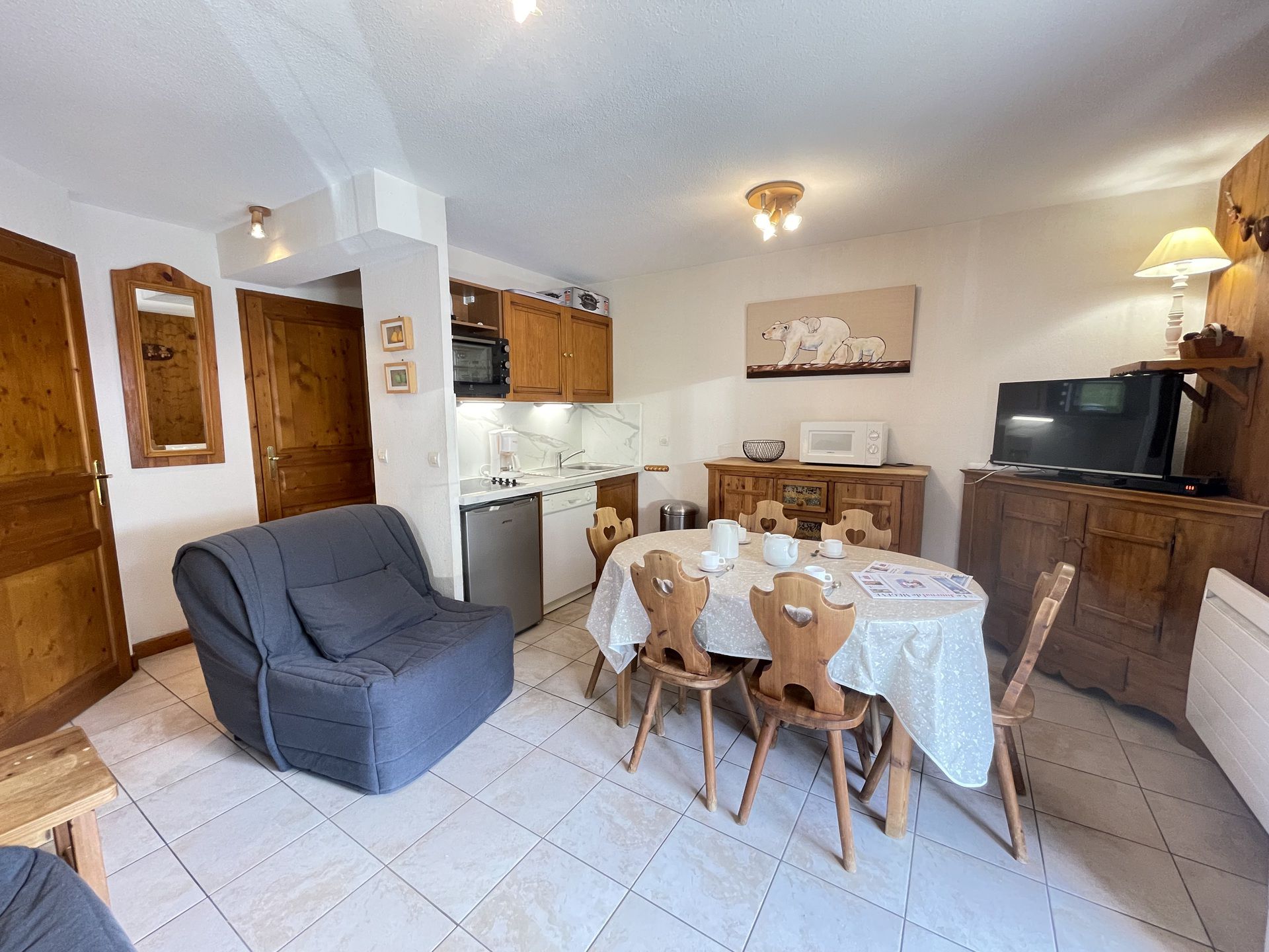 location-appartement-Notre-Dame-de-Bellecombe-1350-6-personnes-2126-1-Alpissime location-appartement-Notre-Dame-de-Bellecombe-1350-6-personnes-2126-1-Alpissime