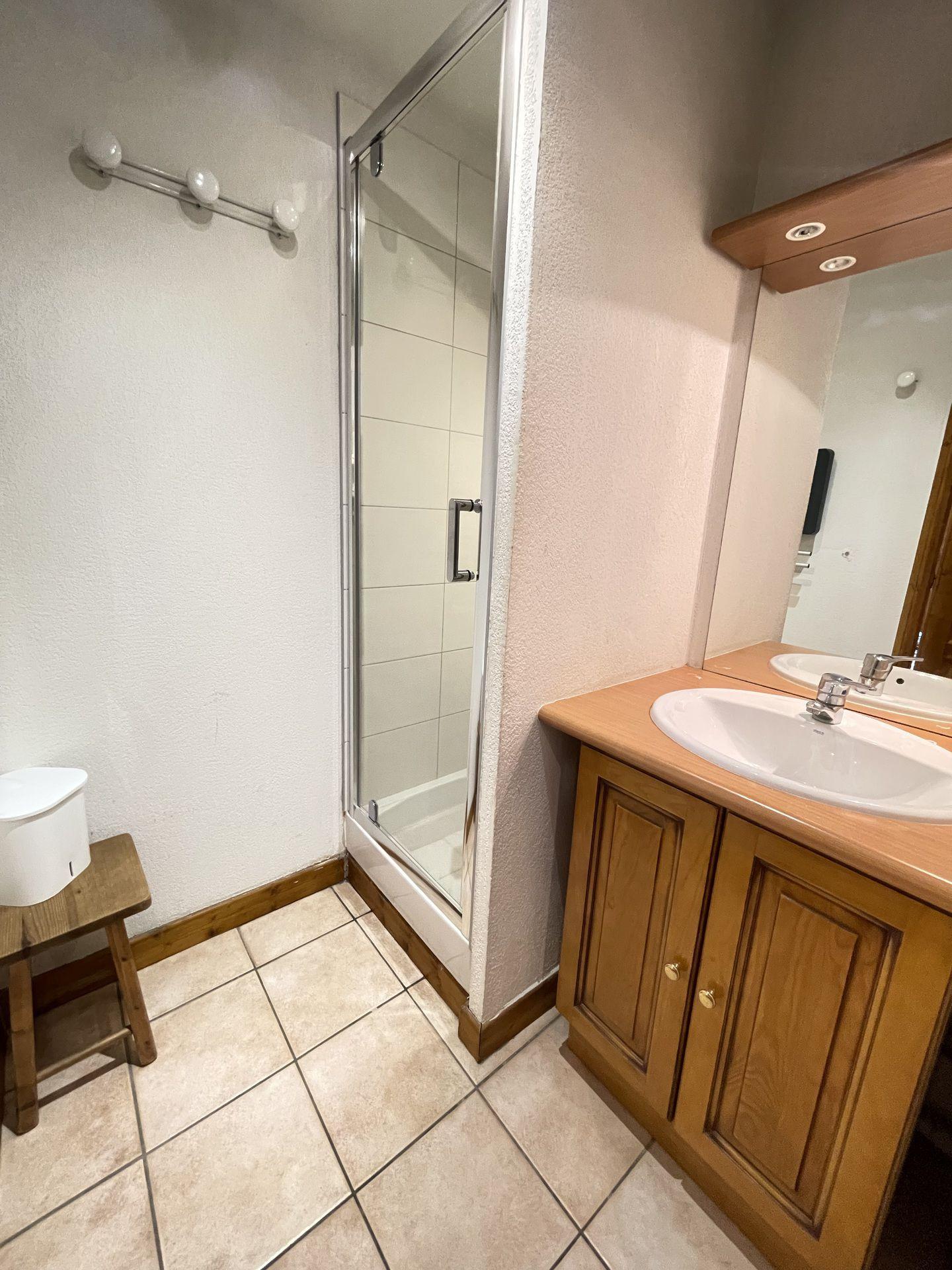 location-appartement-Notre-Dame-de-Bellecombe-1350-6-personnes-2126-4-Alpissime location-appartement-Notre-Dame-de-Bellecombe-1350-6-personnes-2126-4-Alpissime