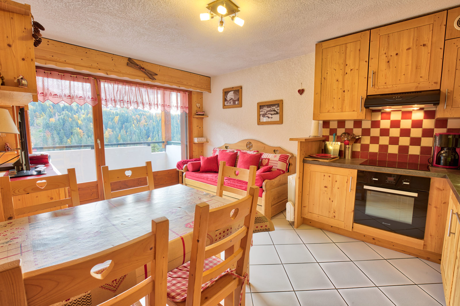 location-appartement-Notre-Dame-de-Bellecombe-1150-8-personnes-2144-1-Alpissime location-appartement-Notre-Dame-de-Bellecombe-1150-8-personnes-2144-1-Alpissime