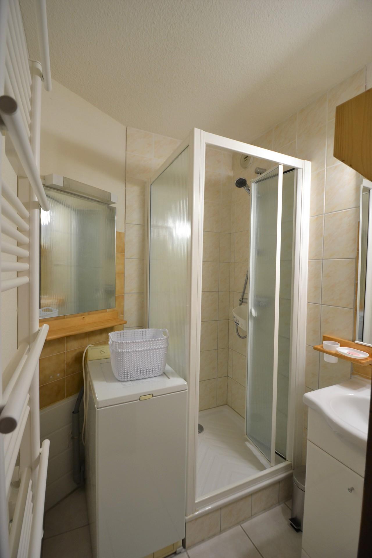 location-appartement-Notre-Dame-de-Bellecombe-1150-4-personnes-2145-5-Alpissime location-appartement-Notre-Dame-de-Bellecombe-1150-4-personnes-2145-5-Alpissime
