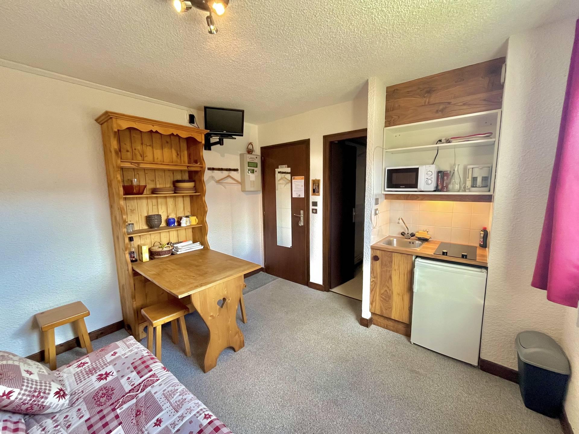 location-studio-Notre-Dame-de-Bellecombe-1150-2-personnes-2174-4-Alpissime location-studio-Notre-Dame-de-Bellecombe-1150-2-personnes-2174-4-Alpissime