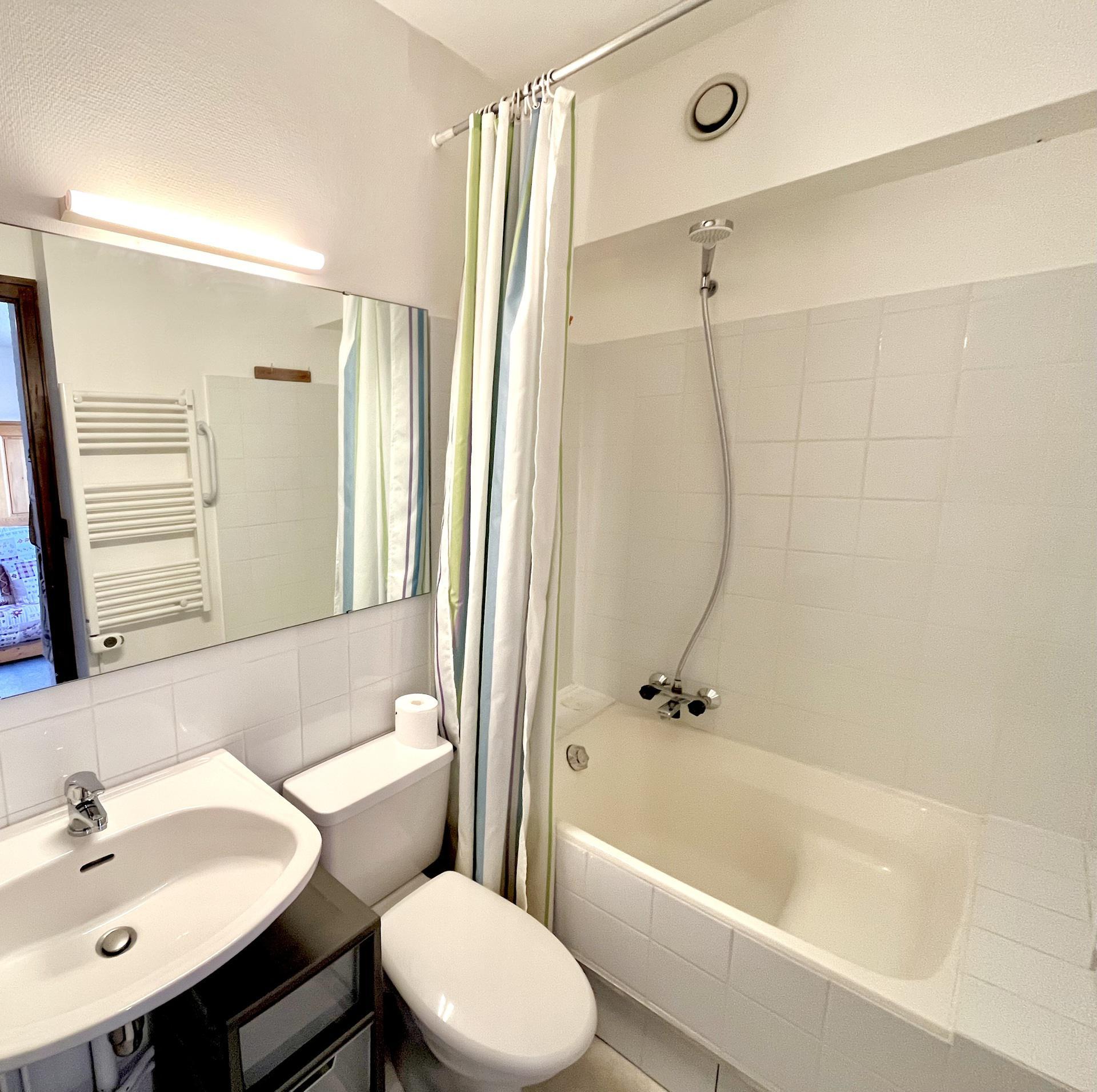 location-studio-Notre-Dame-de-Bellecombe-1150-2-personnes-2174-5-Alpissime location-studio-Notre-Dame-de-Bellecombe-1150-2-personnes-2174-5-Alpissime