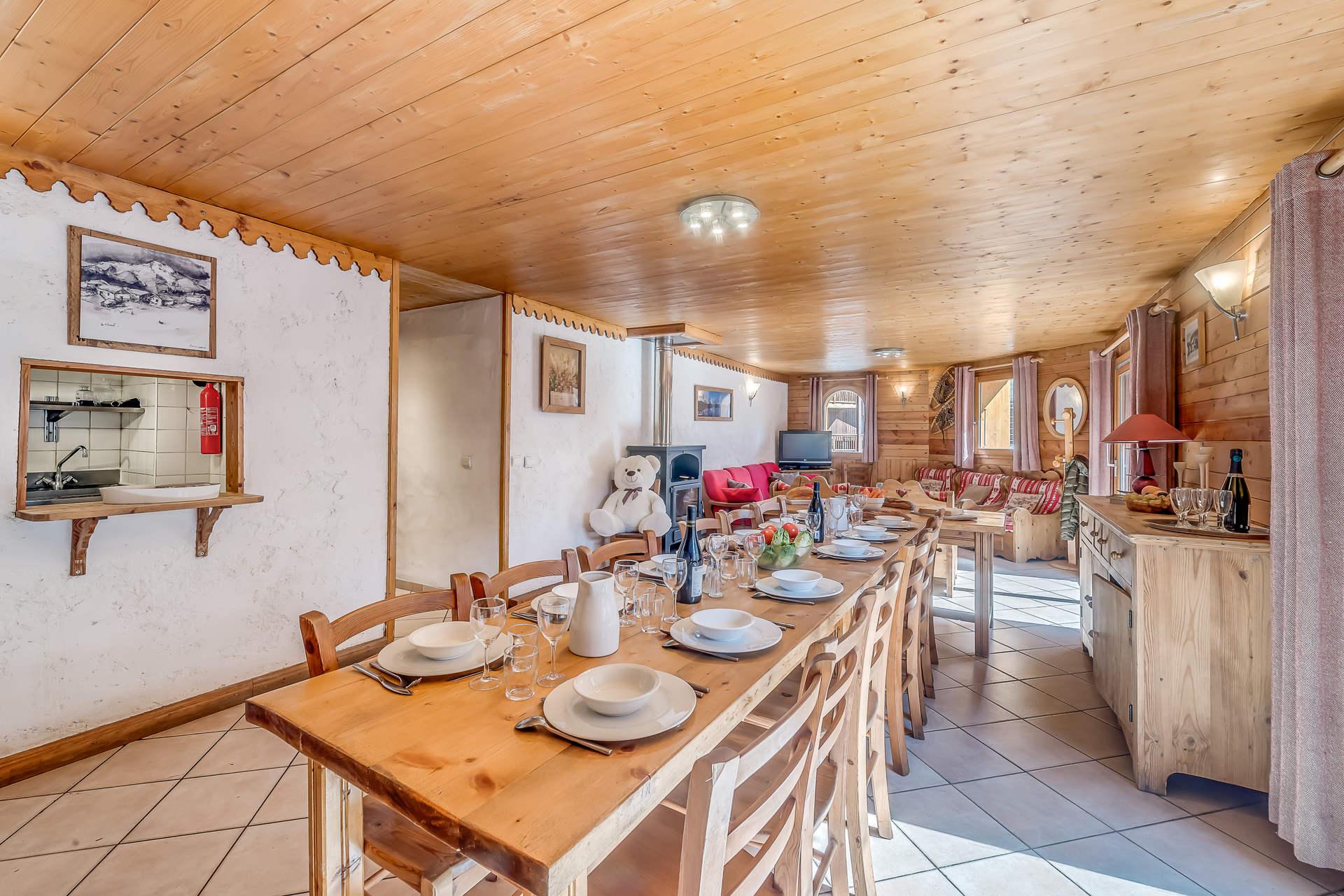 location-chalet-Tignes-1550-Les-Brévières-14-personnes-2224-3-Alpissime location-chalet-Tignes-1550-Les-Brévières-14-personnes-2224-3-Alpissime