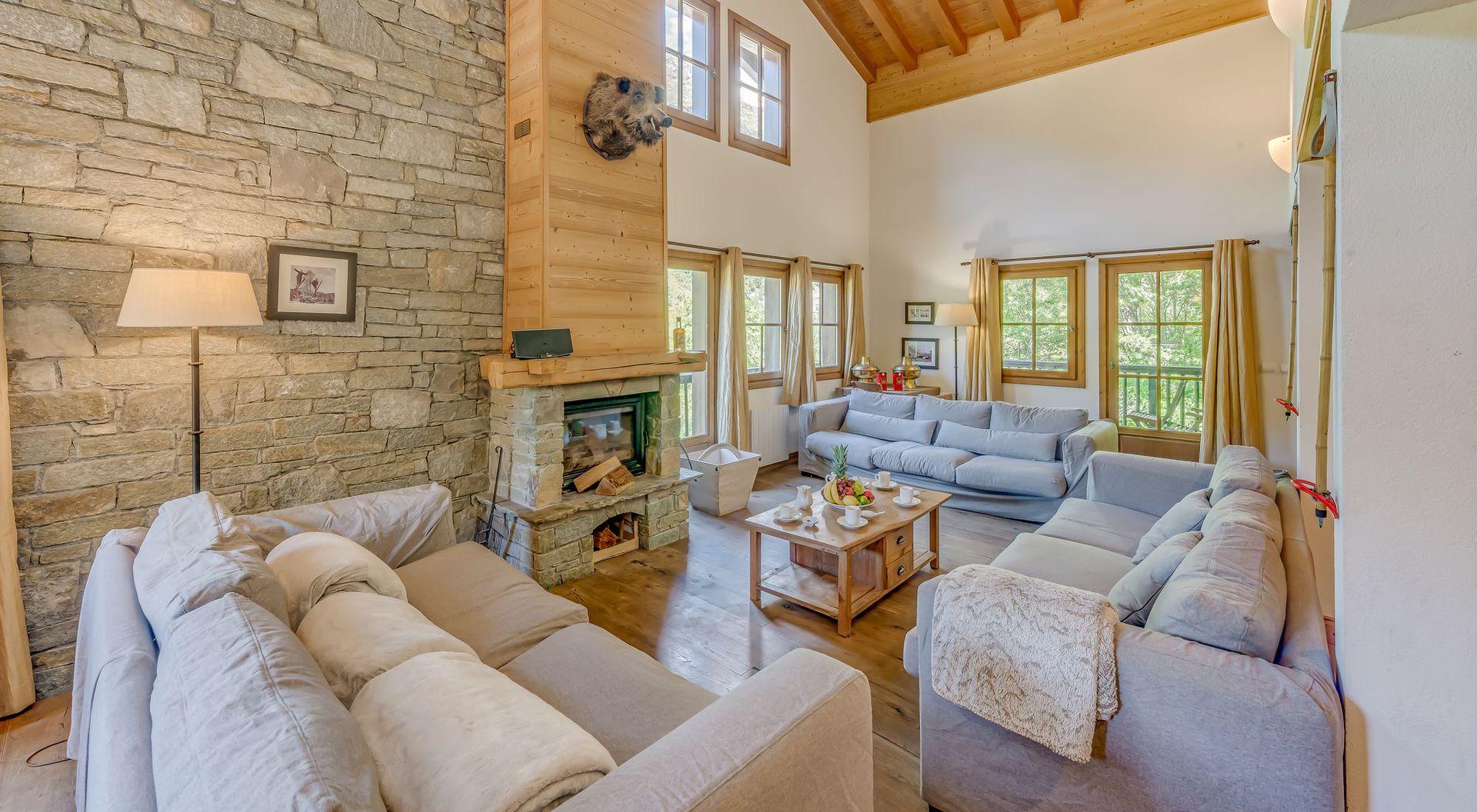 location-chalet-Tignes-1550-Les-Brévières-12-personnes-2227-4-Alpissime location-chalet-Tignes-1550-Les-Brévières-12-personnes-2227-4-Alpissime