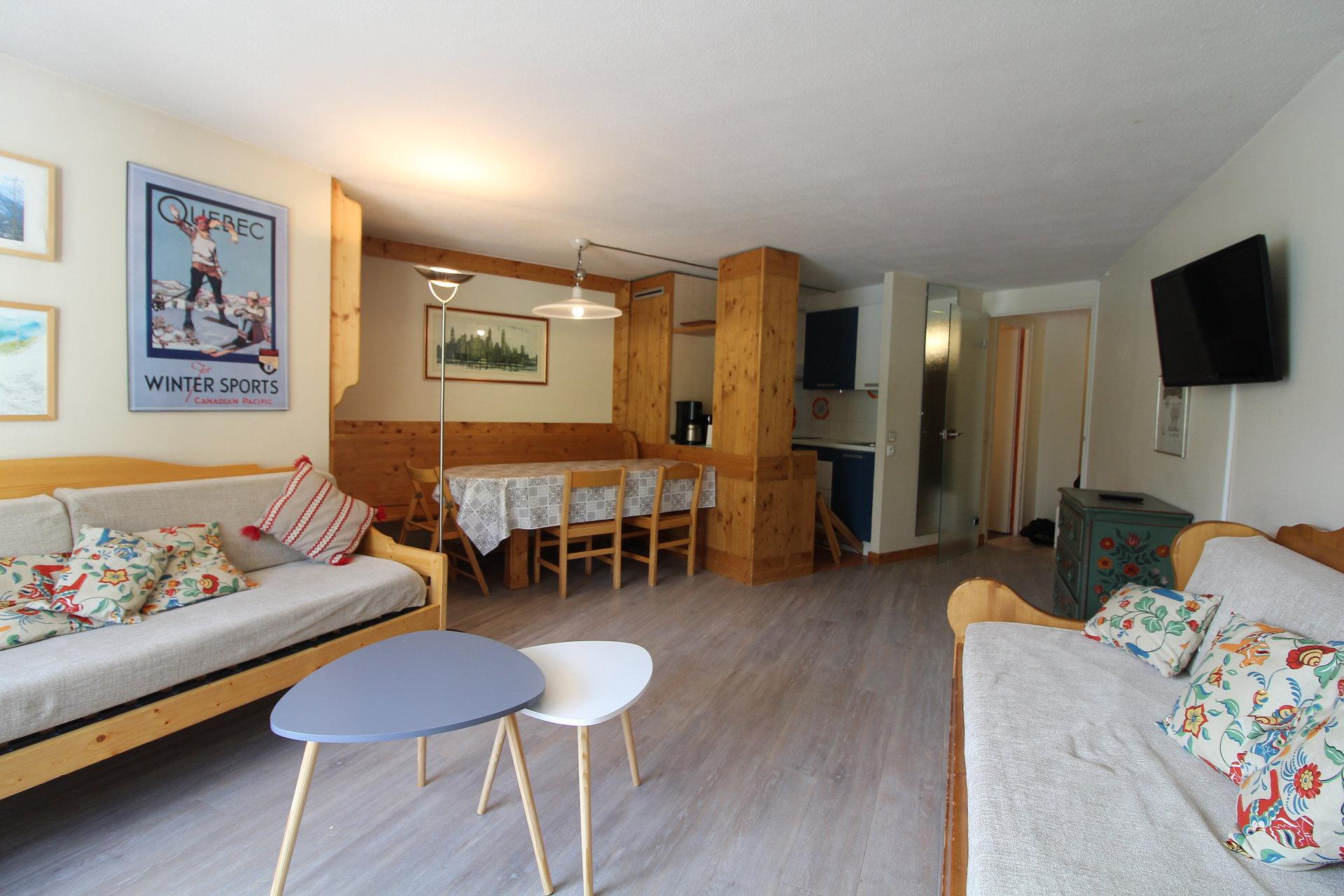 location-appartement-Tignes-1550-Les-Brévières-7-personnes-2303-2-Alpissime location-appartement-Tignes-1550-Les-Brévières-7-personnes-2303-2-Alpissime