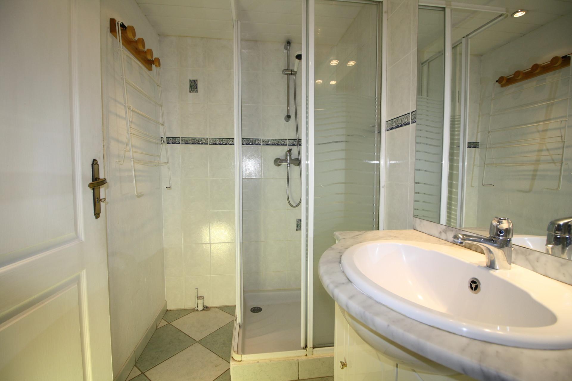 location-studio-Tignes-1550-Les-Brévières-4-personnes-2322-5-Alpissime location-studio-Tignes-1550-Les-Brévières-4-personnes-2322-5-Alpissime