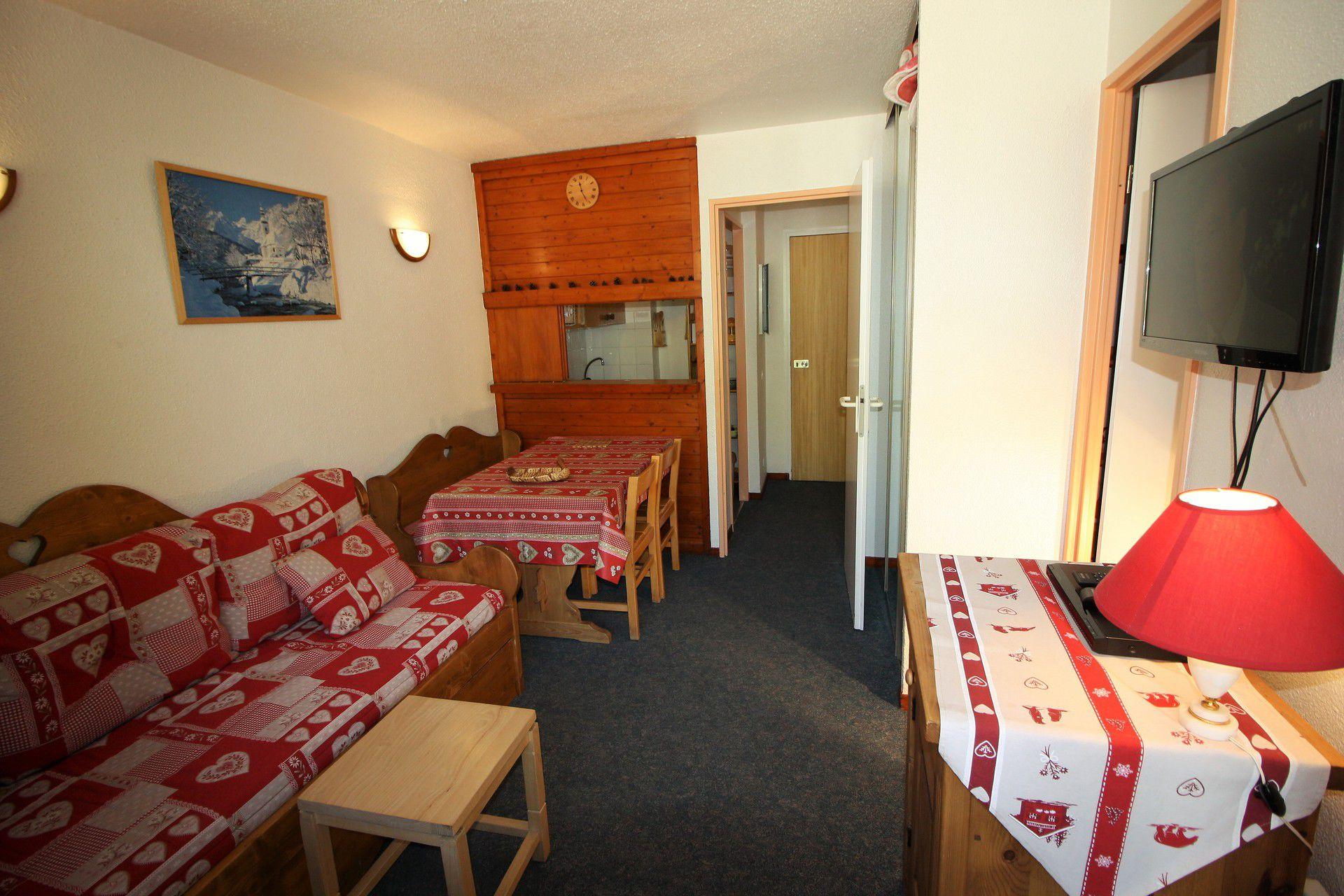 location-studio-Tignes-Val-Claret-4-personnes-2328-2-Alpissime location-studio-Tignes-Val-Claret-4-personnes-2328-2-Alpissime