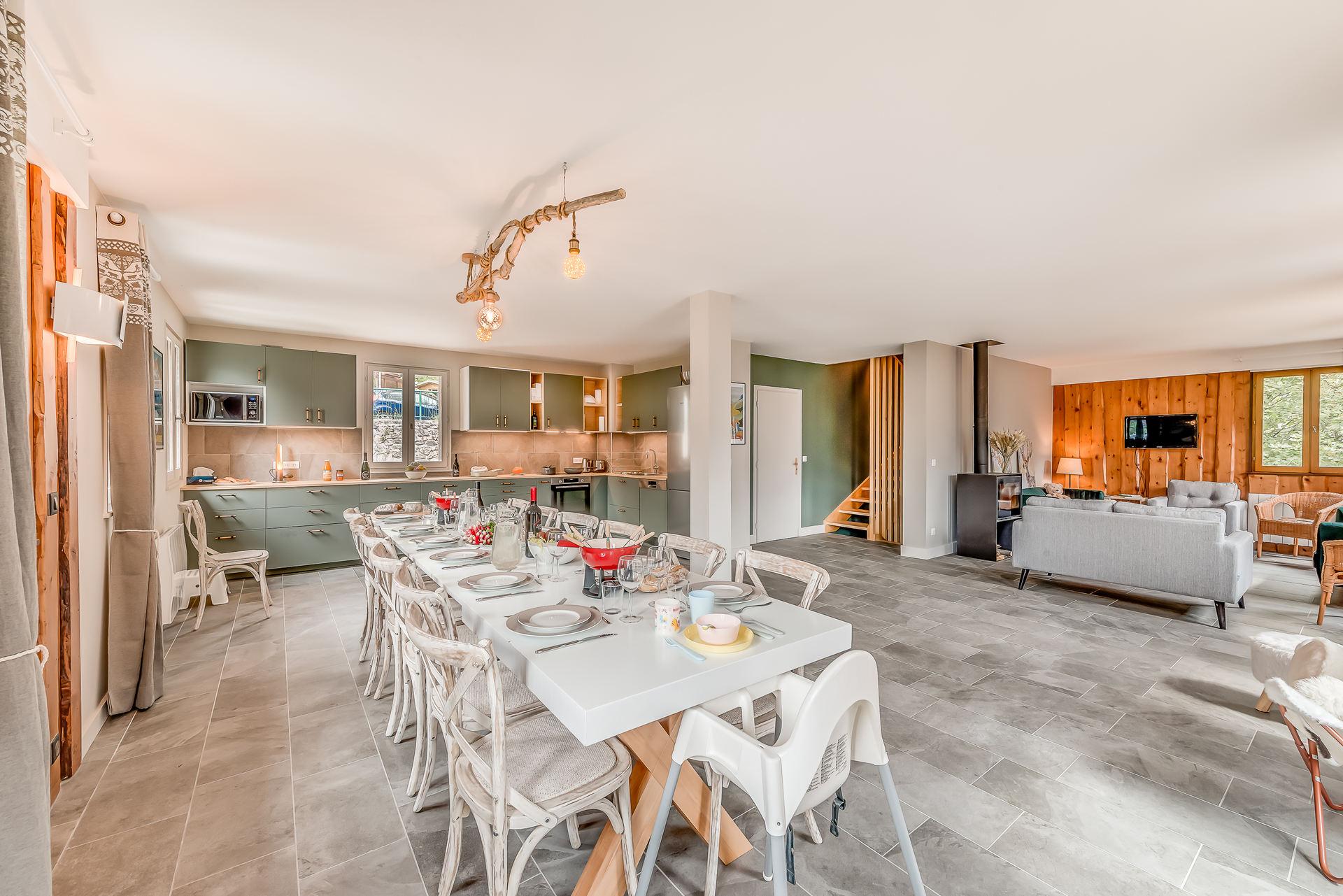 location-chalet-Champagny-en-Vanoise-14-personnes-2362-2-Alpissime