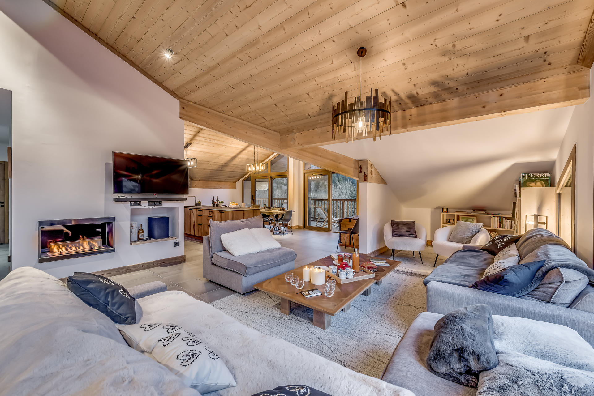 location-appartement-Champagny-en-Vanoise-14-personnes-2363-1-Alpissime location-appartement-Champagny-en-Vanoise-14-personnes-2363-1-Alpissime