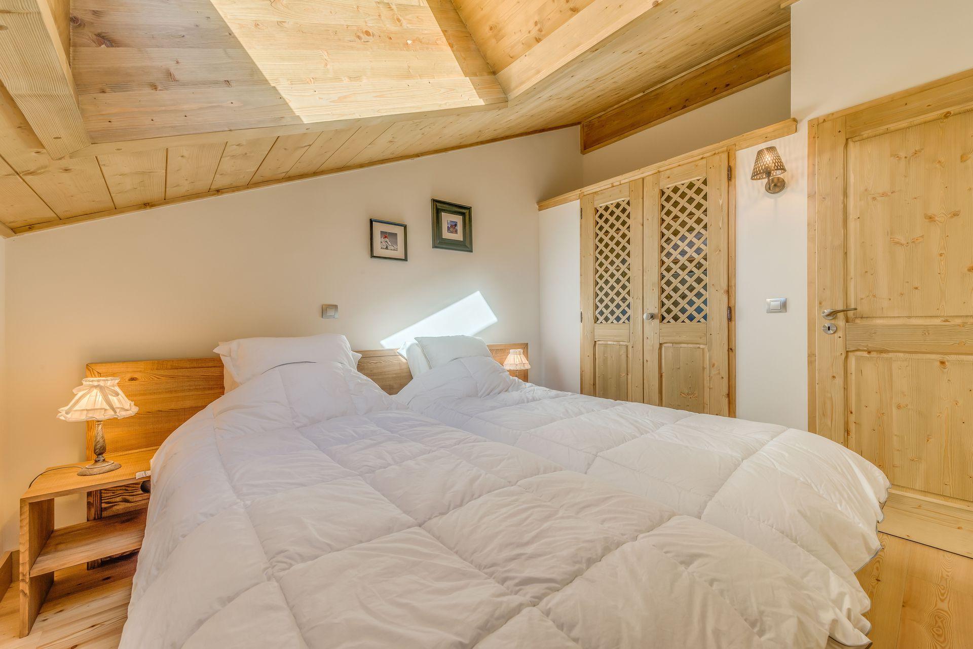 location-appartement-Champagny-en-Vanoise-8-personnes-2400-5-Alpissime location-appartement-Champagny-en-Vanoise-8-personnes-2400-5-Alpissime