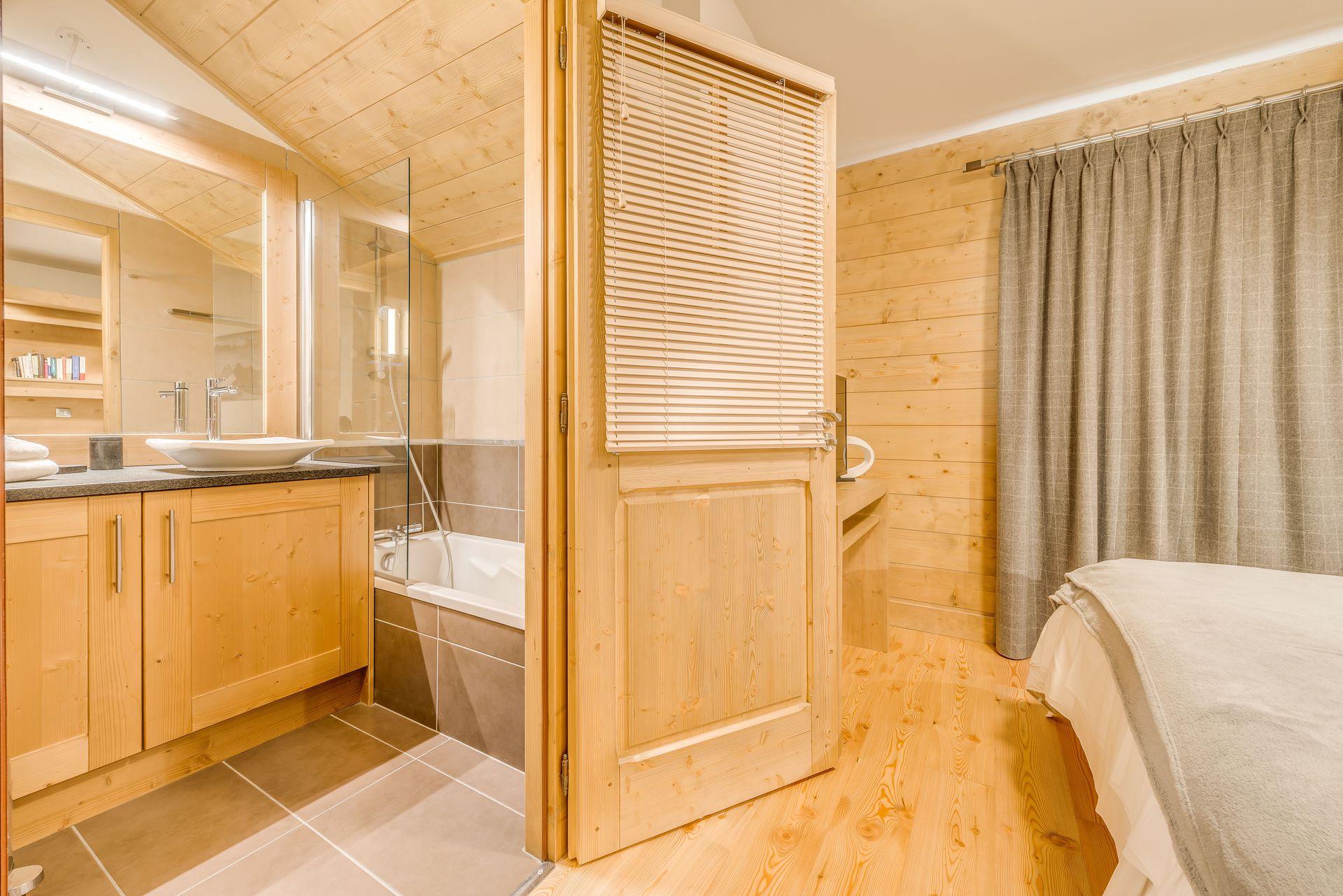 location-appartement-Champagny-en-Vanoise-8-personnes-2405-5-Alpissime location-appartement-Champagny-en-Vanoise-8-personnes-2405-5-Alpissime