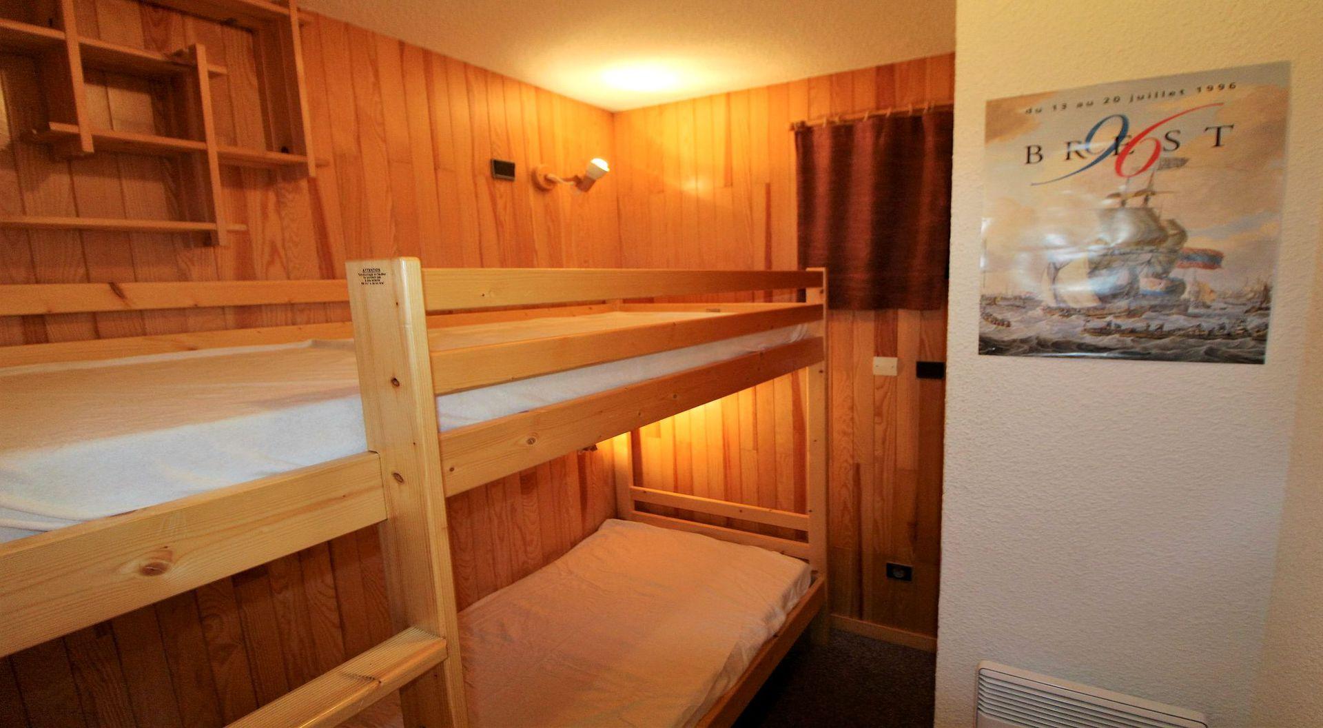 location-appartement-Champagny-en-Vanoise-6-personnes-2452-5-Alpissime location-appartement-Champagny-en-Vanoise-6-personnes-2452-5-Alpissime