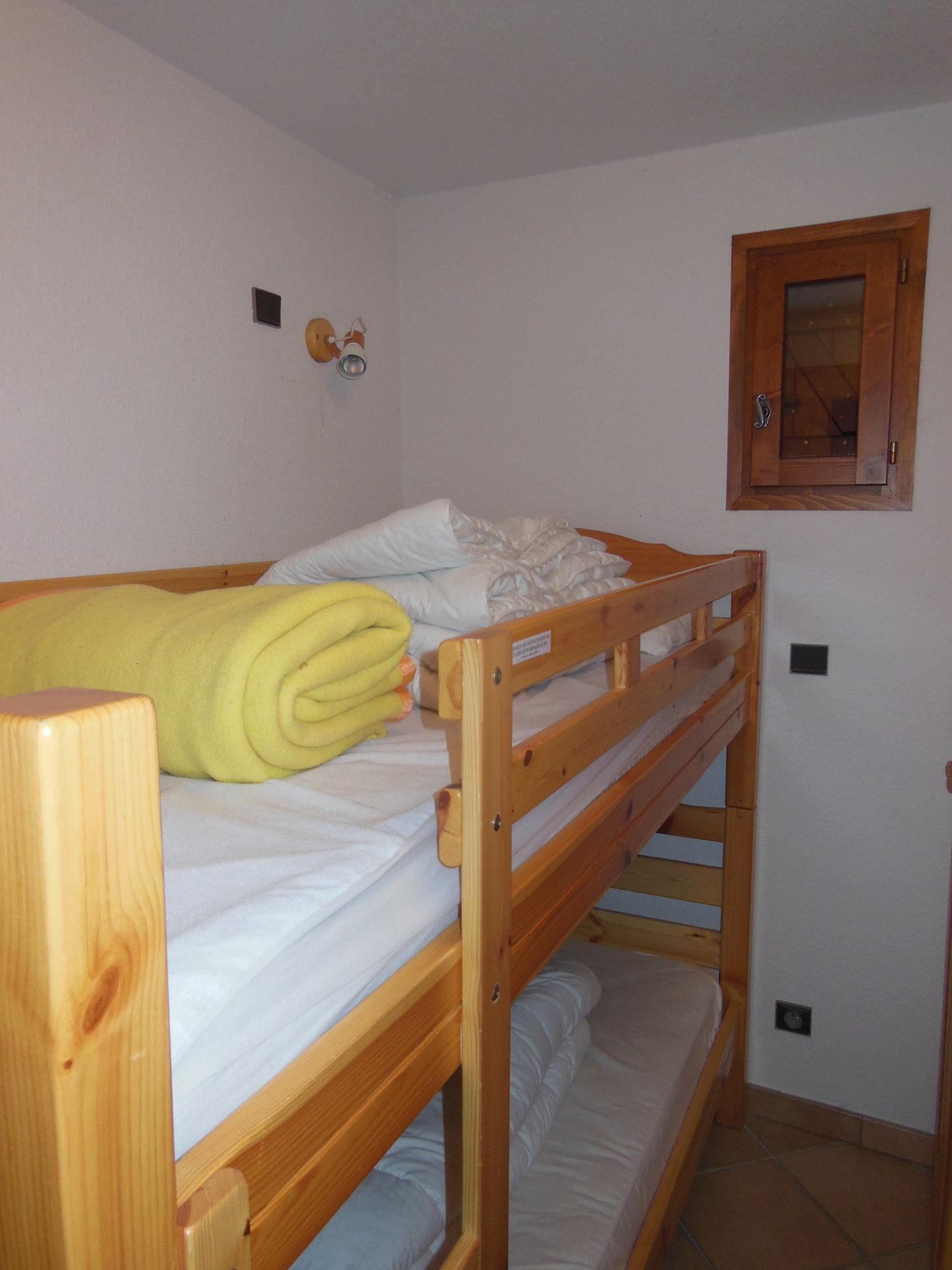 location-appartement-Champagny-en-Vanoise-6-personnes-2455-4-Alpissime location-appartement-Champagny-en-Vanoise-6-personnes-2455-4-Alpissime