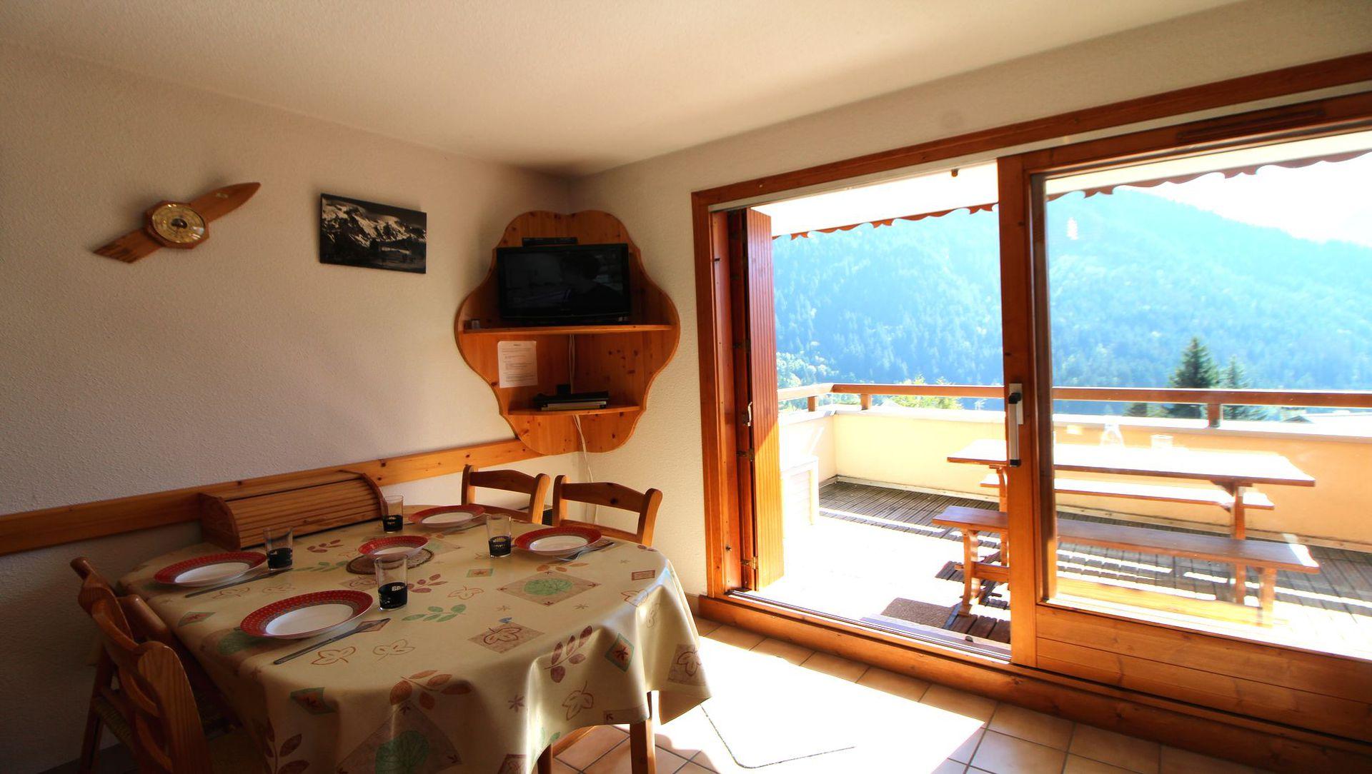 location-studio-Champagny-en-Vanoise-4-personnes-2489-2-Alpissime location-studio-Champagny-en-Vanoise-4-personnes-2489-2-Alpissime
