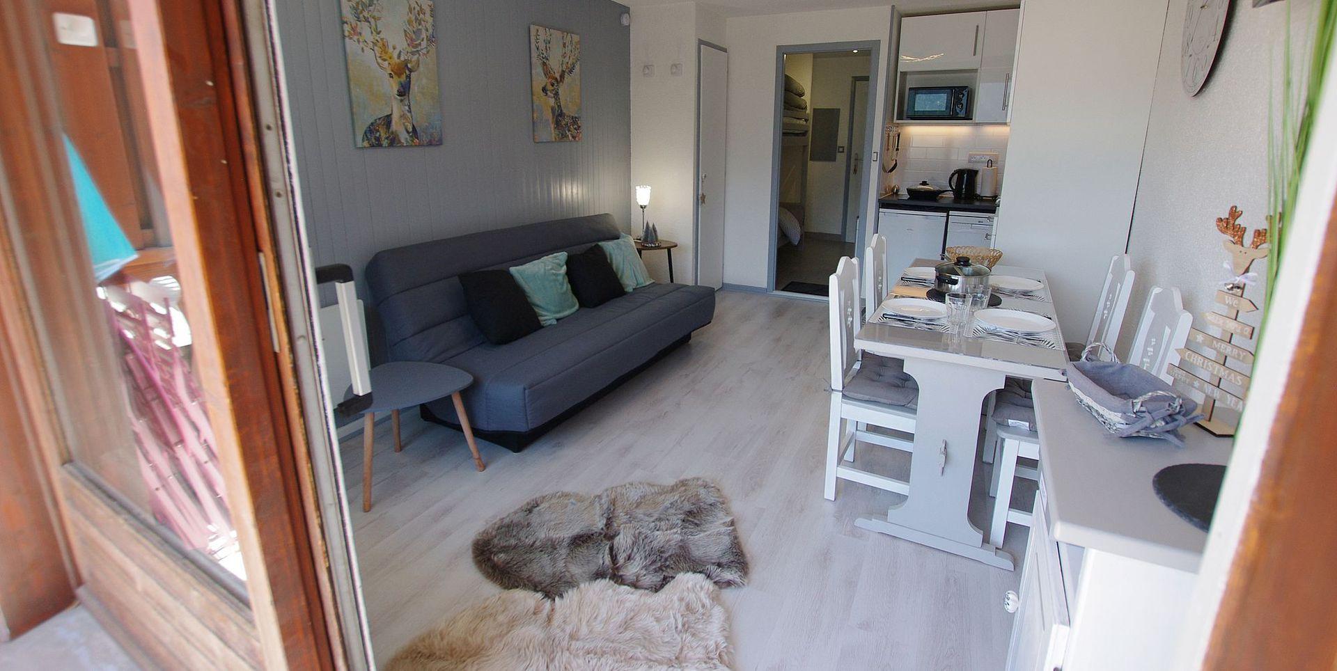 location-studio-Champagny-en-Vanoise-4-personnes-2493-4-Alpissime location-studio-Champagny-en-Vanoise-4-personnes-2493-4-Alpissime