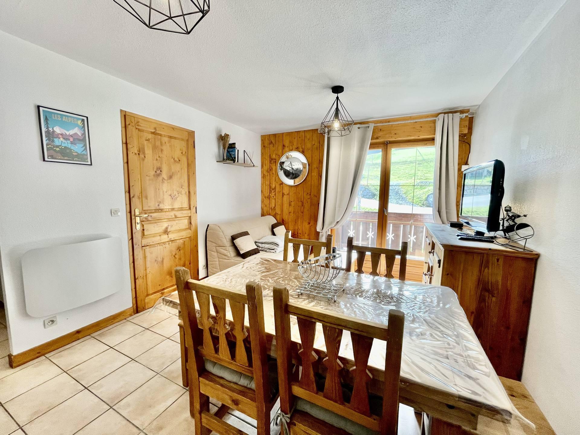 location-appartement-Notre-Dame-de-Bellecombe-1350-4-personnes-2504-2-Alpissime location-appartement-Notre-Dame-de-Bellecombe-1350-4-personnes-2504-2-Alpissime