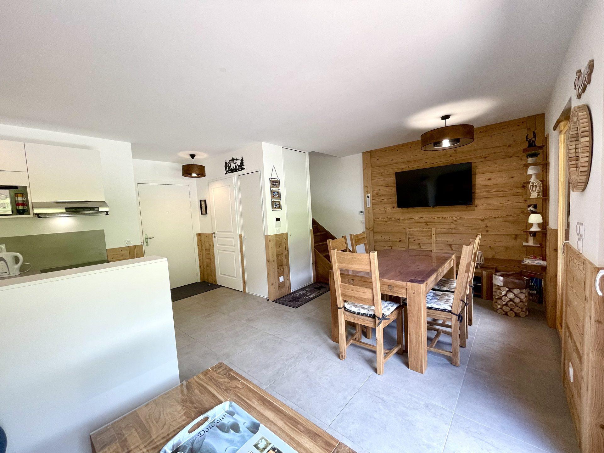 location-appartement-Notre-Dame-de-Bellecombe-1350-4-personnes-2505-4-Alpissime location-appartement-Notre-Dame-de-Bellecombe-1350-4-personnes-2505-4-Alpissime