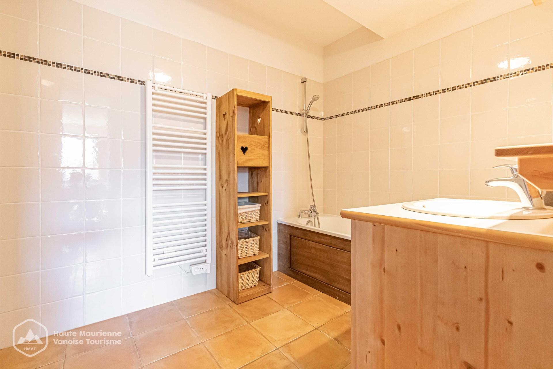 location-appartement-Aussois-6-personnes-2521-4-Alpissime location-appartement-Aussois-6-personnes-2521-4-Alpissime