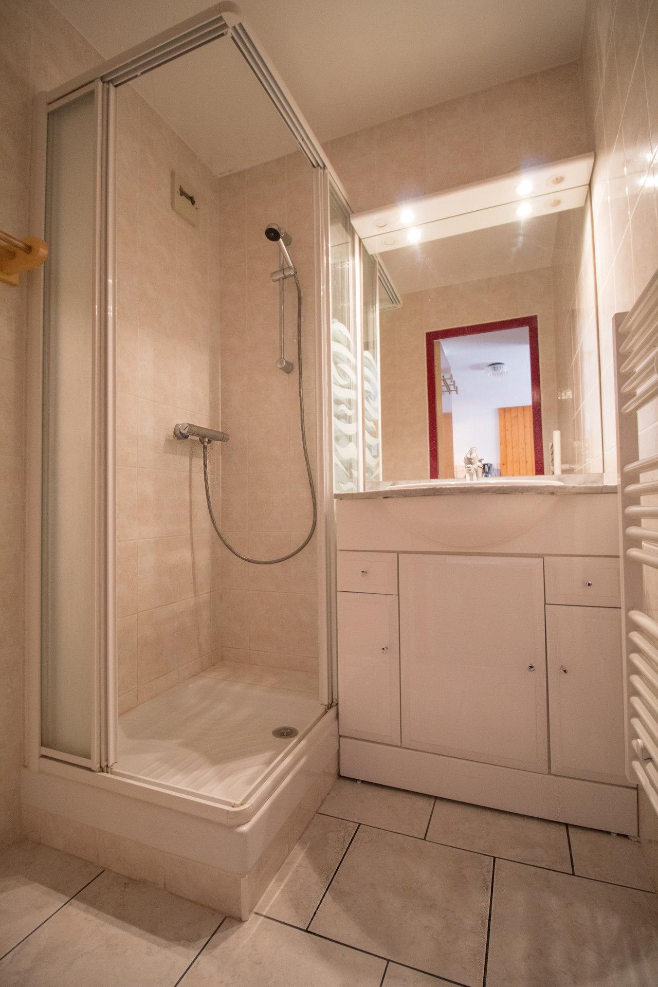 location-appartement-Val-Cenis-Le-Haut-7-personnes-2568-4-Alpissime location-appartement-Val-Cenis-Le-Haut-7-personnes-2568-4-Alpissime