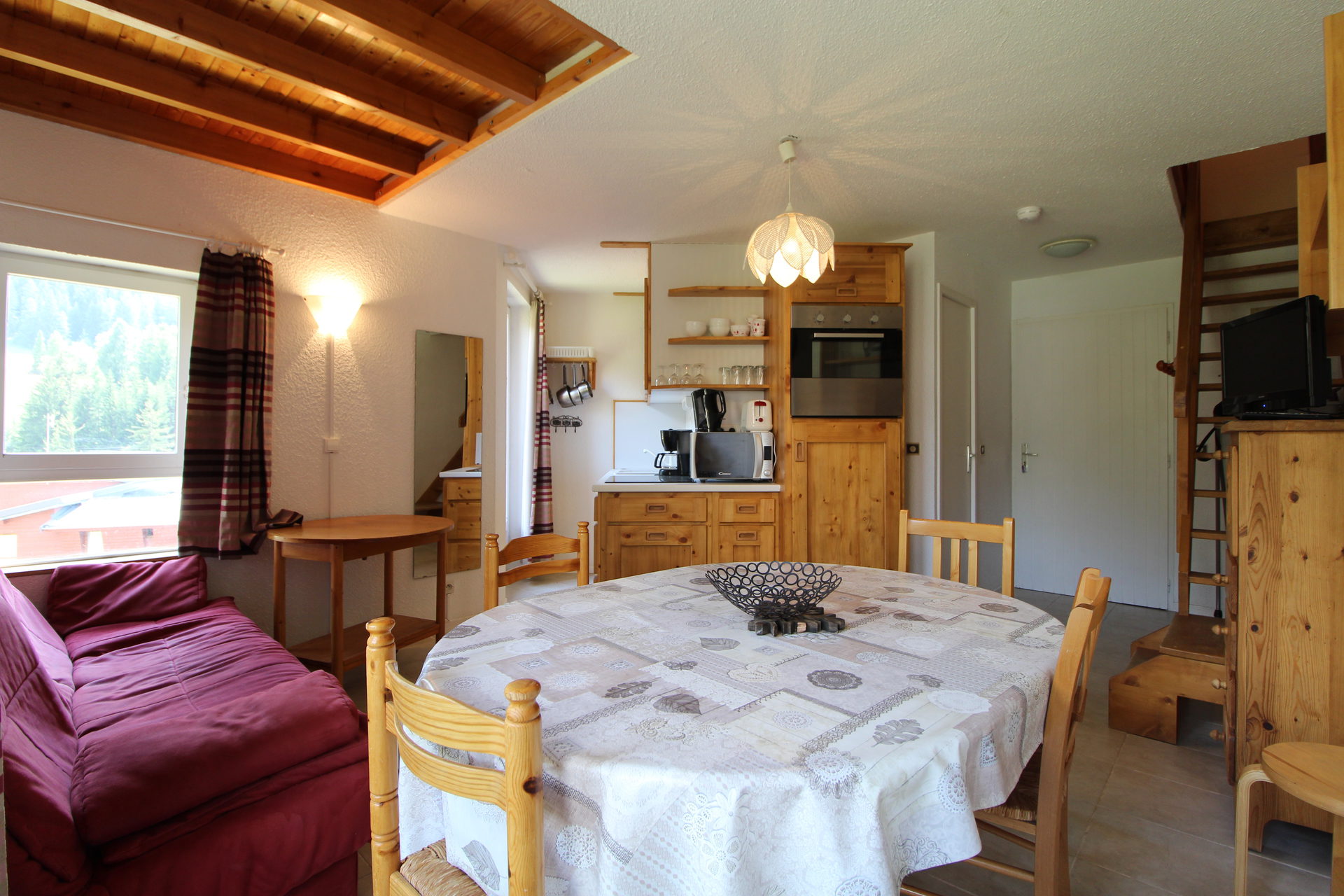 location-appartement-Lans-Le-Villard-5-personnes-2621-1-Alpissime location-appartement-Lans-Le-Villard-5-personnes-2621-1-Alpissime