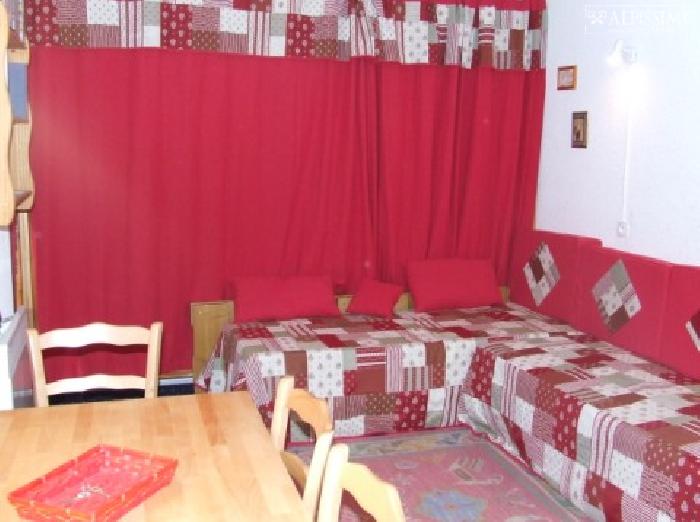 location-studio-Arc-1800-Charvet-5-personnes-272-1-Alpissime location-studio-Arc-1800-Charvet-5-personnes-272-1-Alpissime