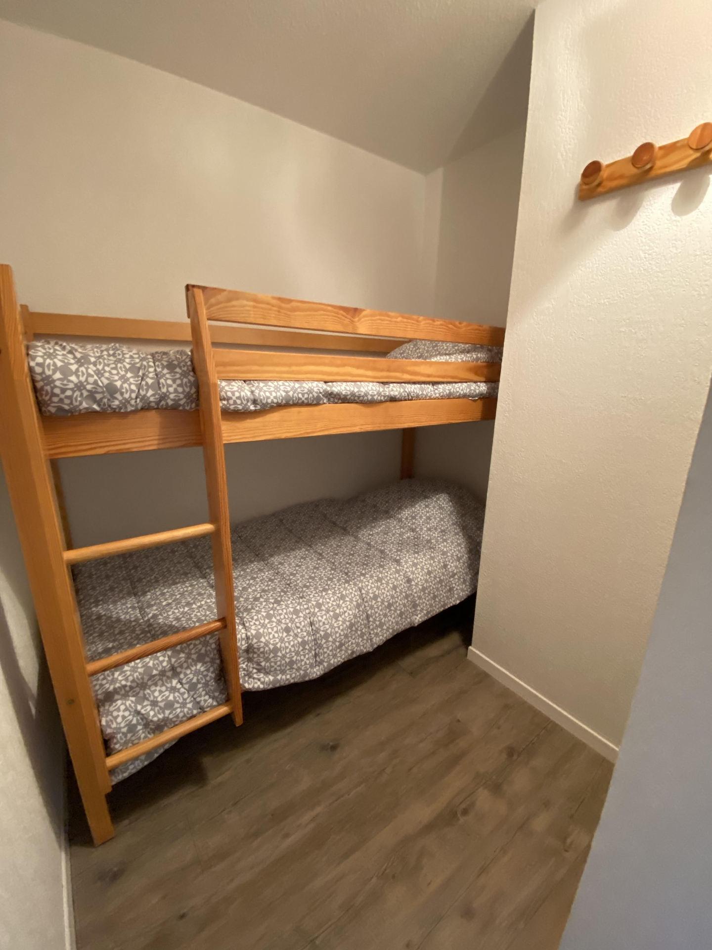 location-appartement-Peyresourde-6-personnes-2770-5-Alpissime location-appartement-Peyresourde-6-personnes-2770-5-Alpissime